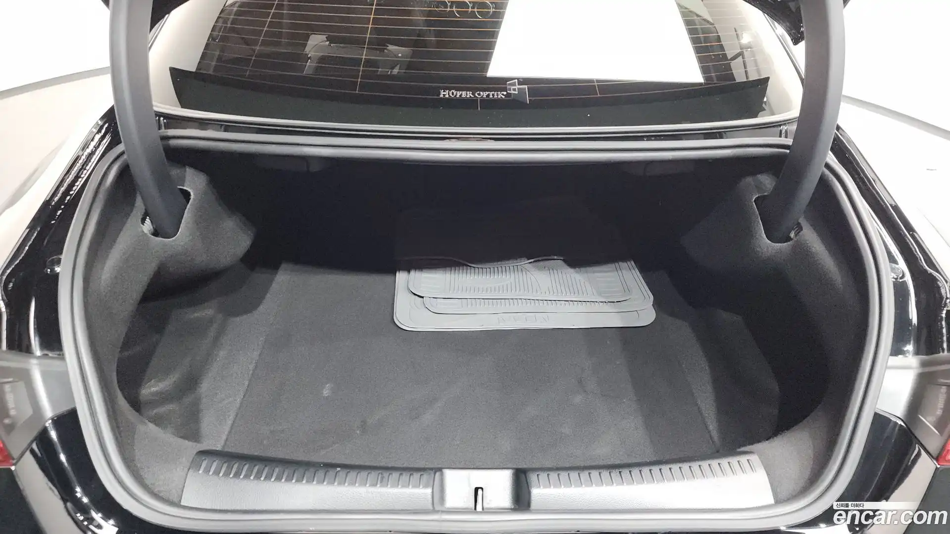 CLA-Class Mercedes-Benz 2022.8-OPTION-023