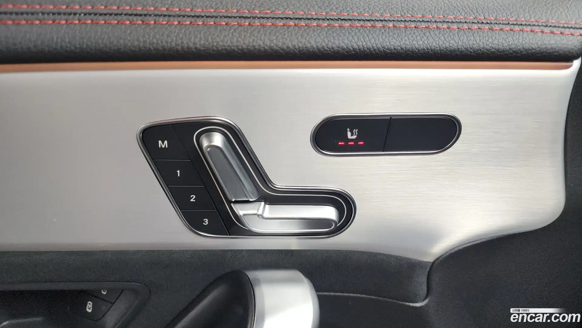CLA-Class Mercedes-Benz 2022.8-OPTION-042