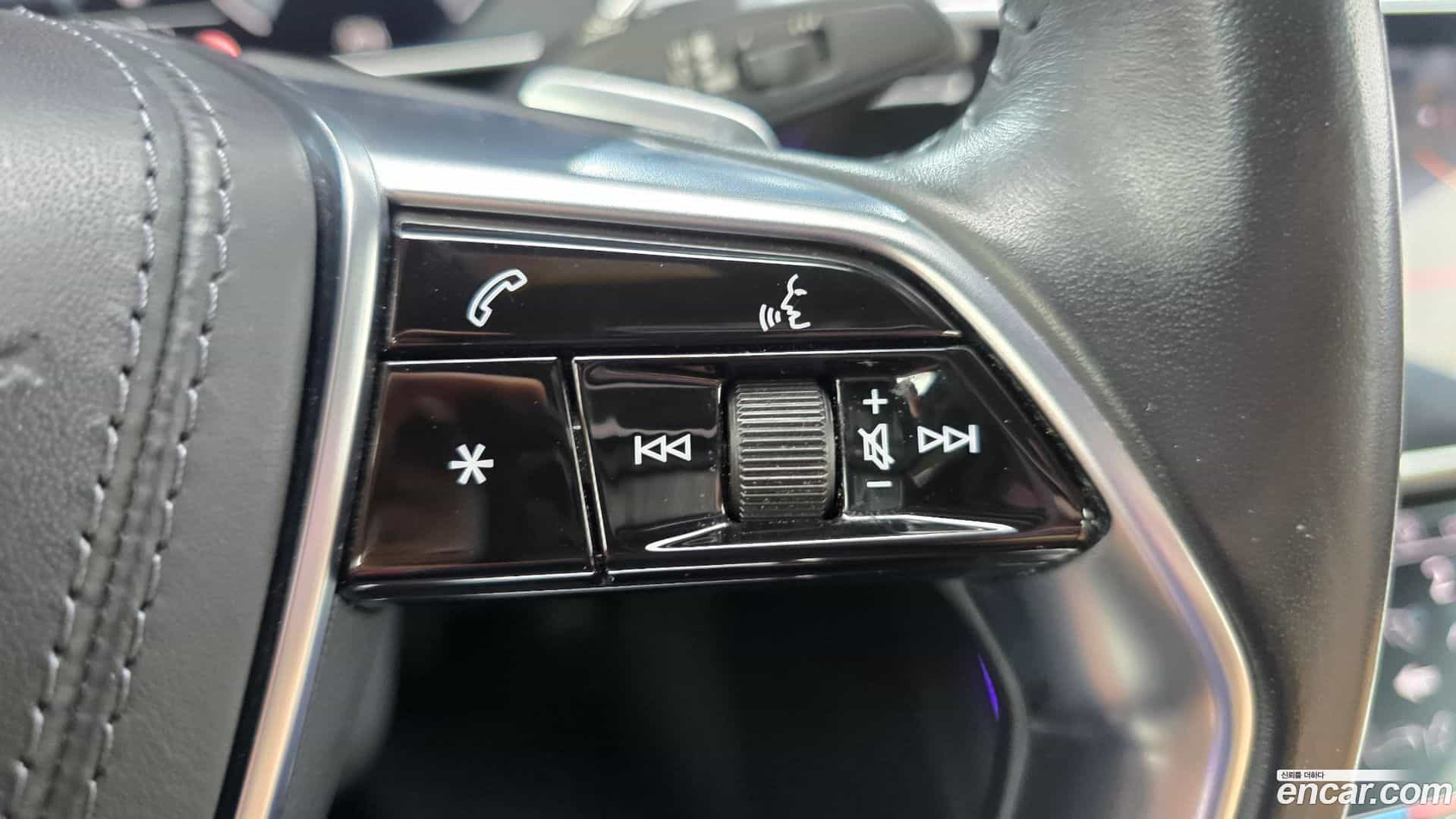 A8 Audi 2020.6-OPTION-021