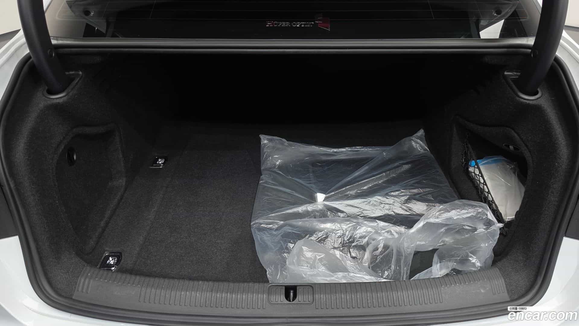 A4 Audi 2021.10-OPTION-021