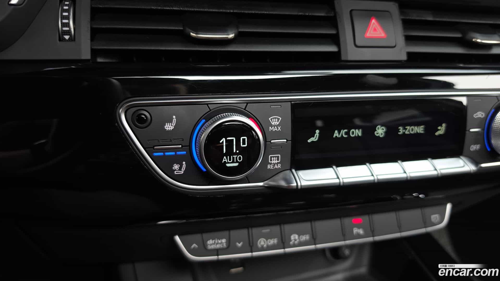 A4 Audi 2021.10-OPTION-045