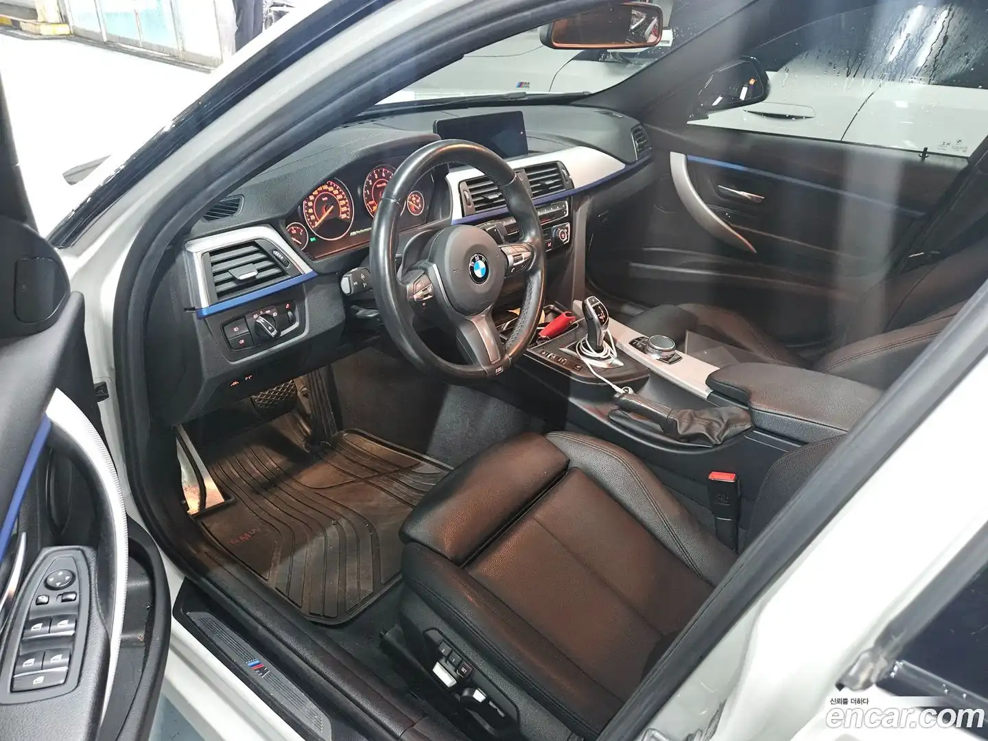 3-Series BMW 2018.2-OUTER-003