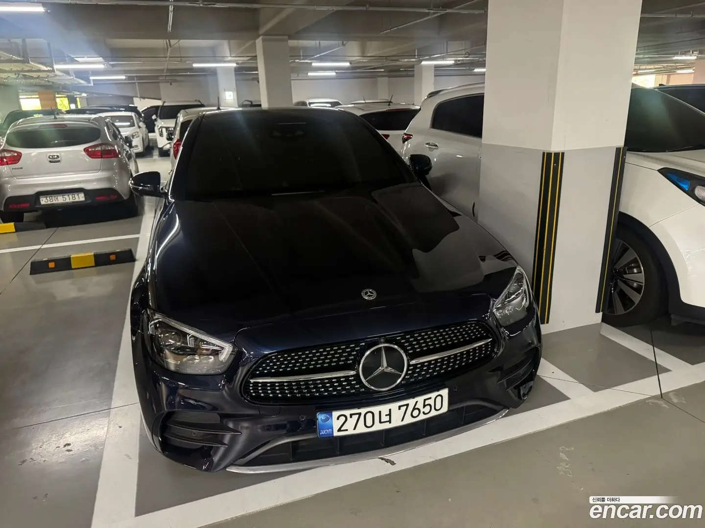 Main__Slider__Photo:E-Class Mercedes-Benz 2022.1-0