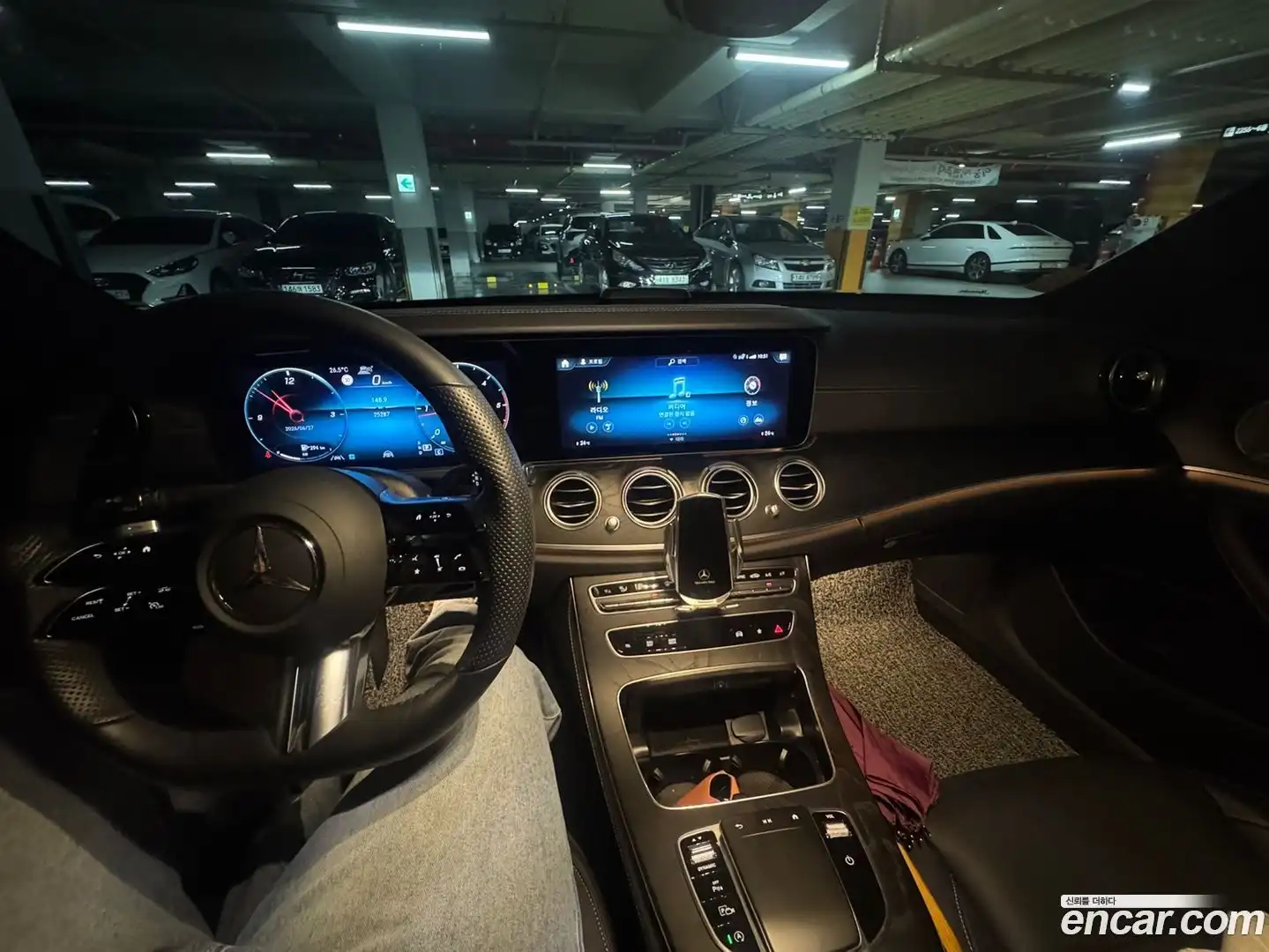 E-Class Mercedes-Benz 2022.1-INNER-008