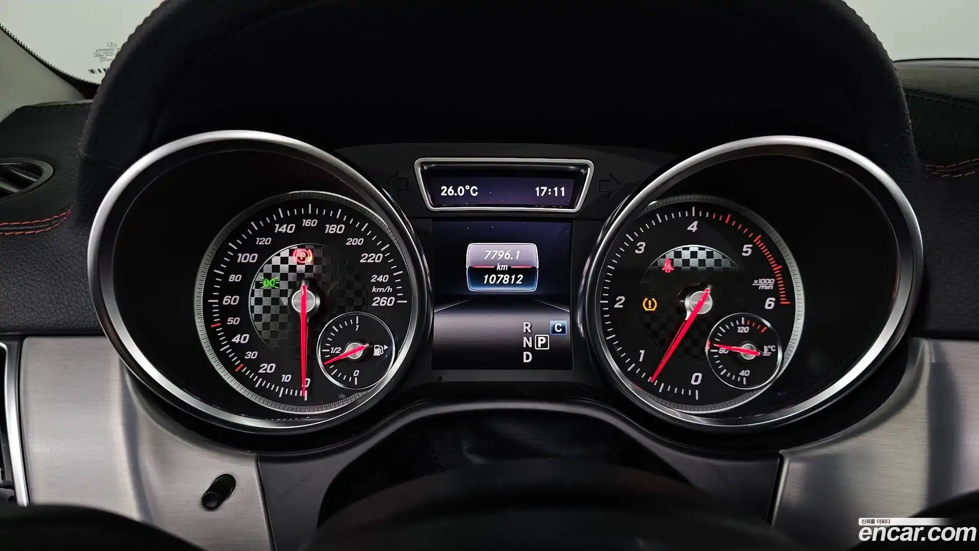 GLE-Class Mercedes-Benz 2018.9-INNER-008