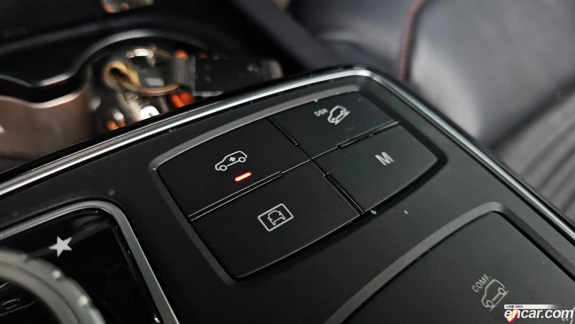 GLE-Class Mercedes-Benz 2018.9-OPTION-021