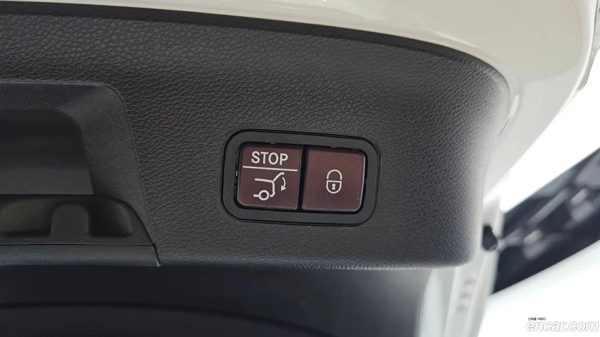 GLE-Class Mercedes-Benz 2018.9-OPTION-041