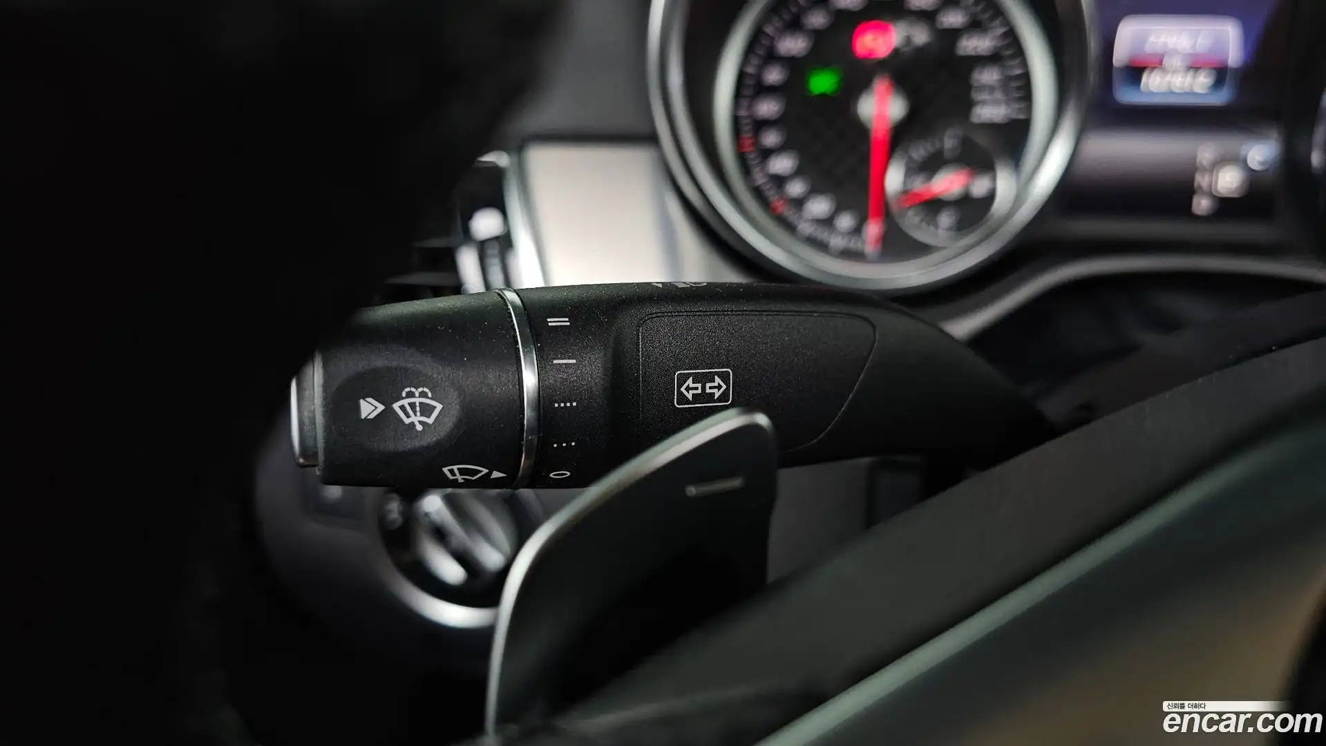 GLE-Class Mercedes-Benz 2018.9-OPTION-043