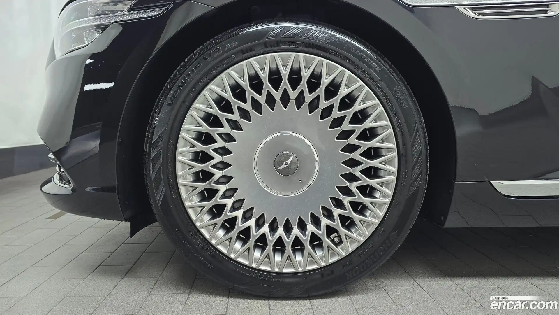 G90 Genesis 2019.0-OUTER-005