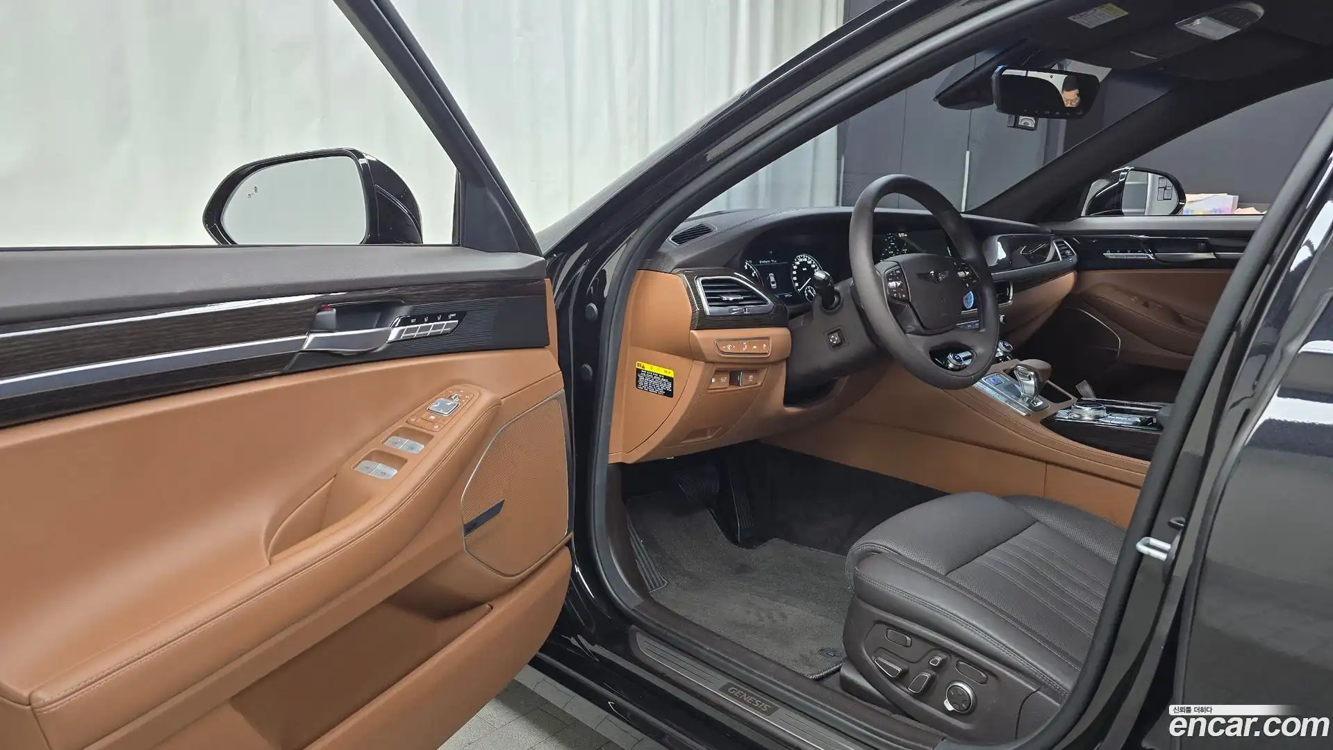 G90 Genesis 2019.0-INNER-010