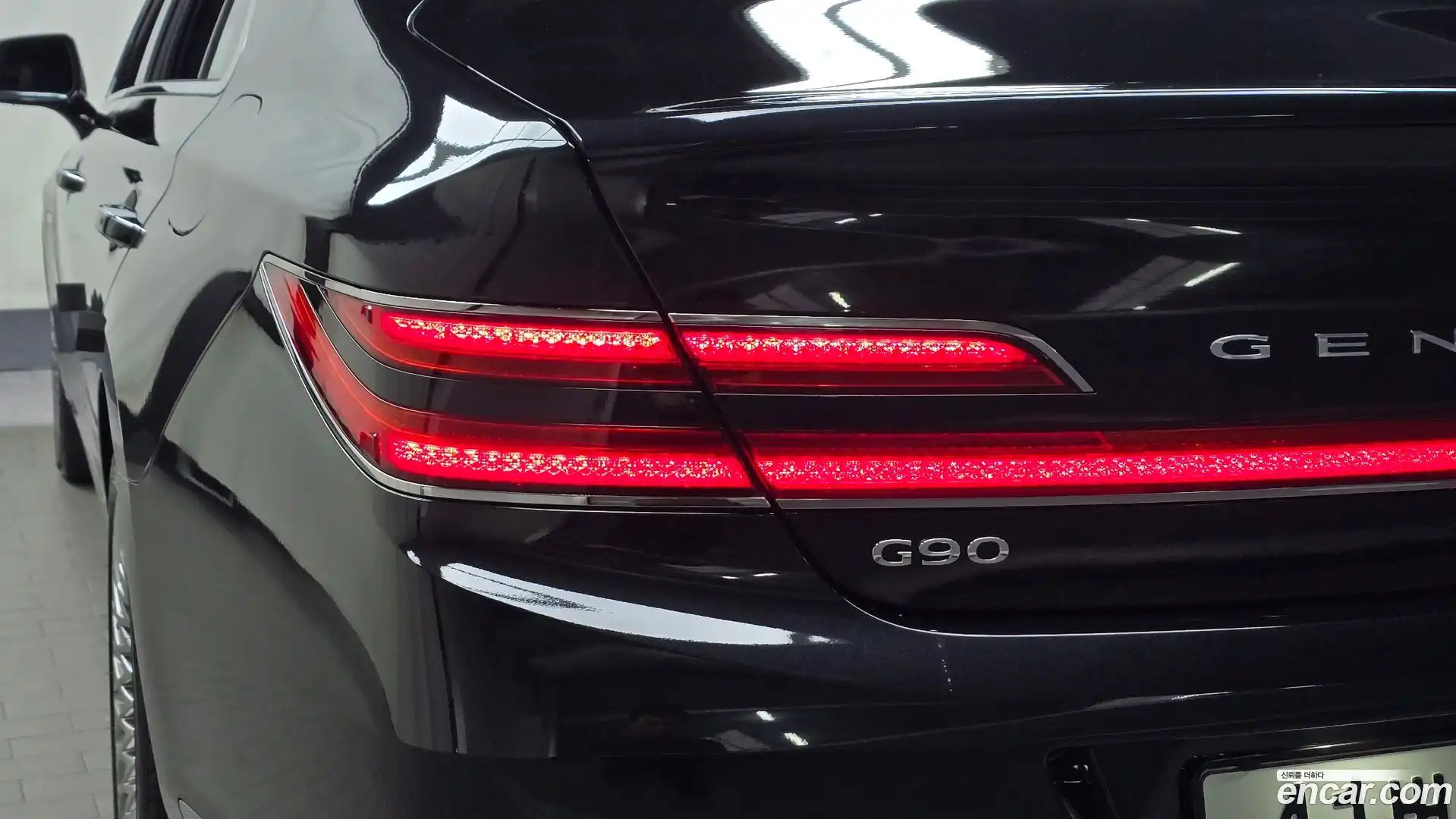 G90 Genesis 2019.0-OUTER-033