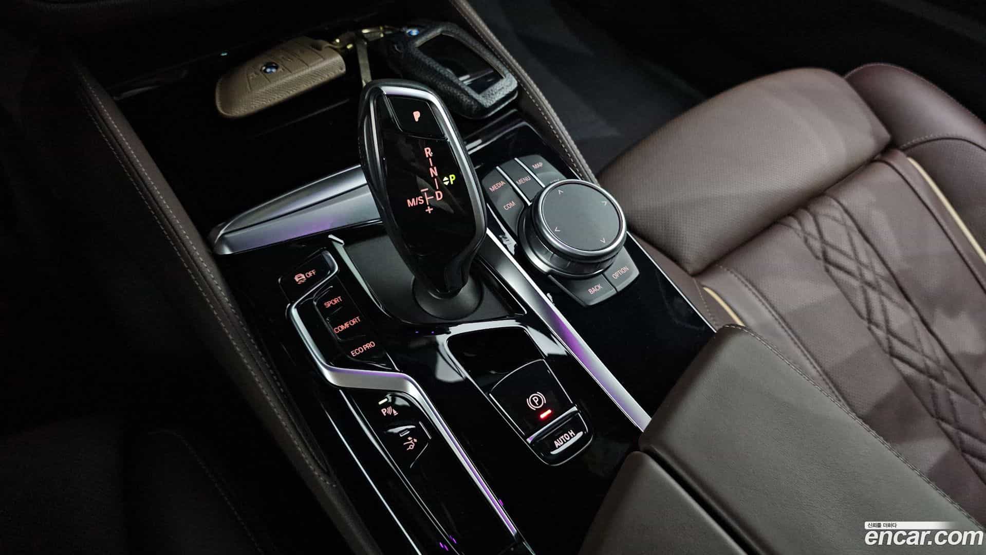 Gran Turismo BMW 2022.1-INNER-009
