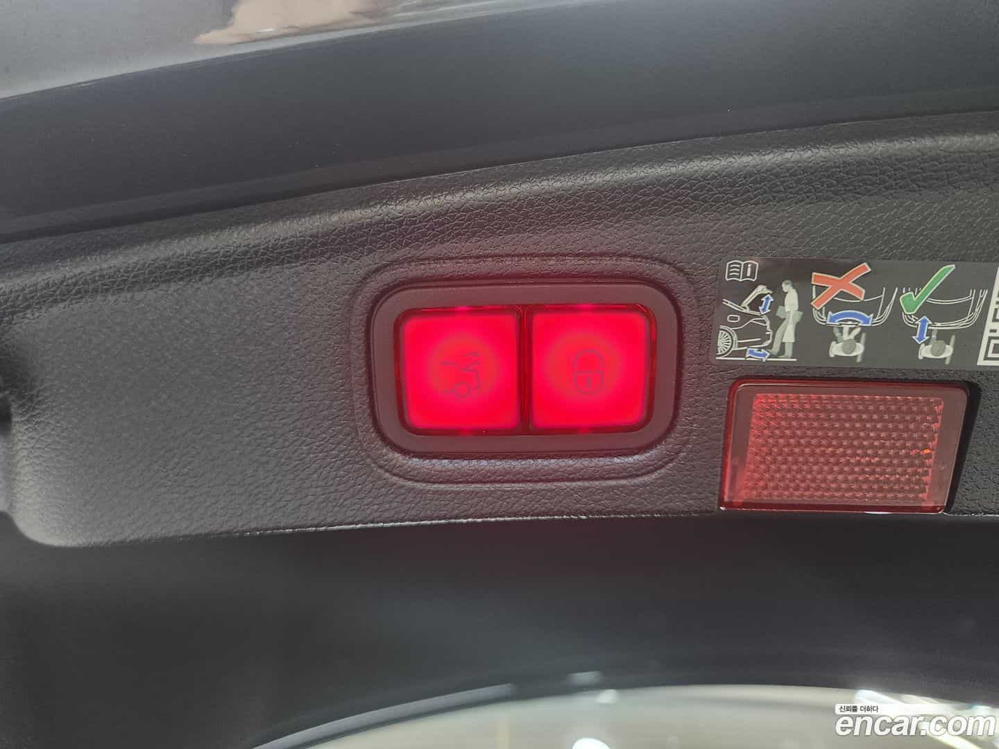 C-Class Mercedes-Benz 2023.11-OPTION-023