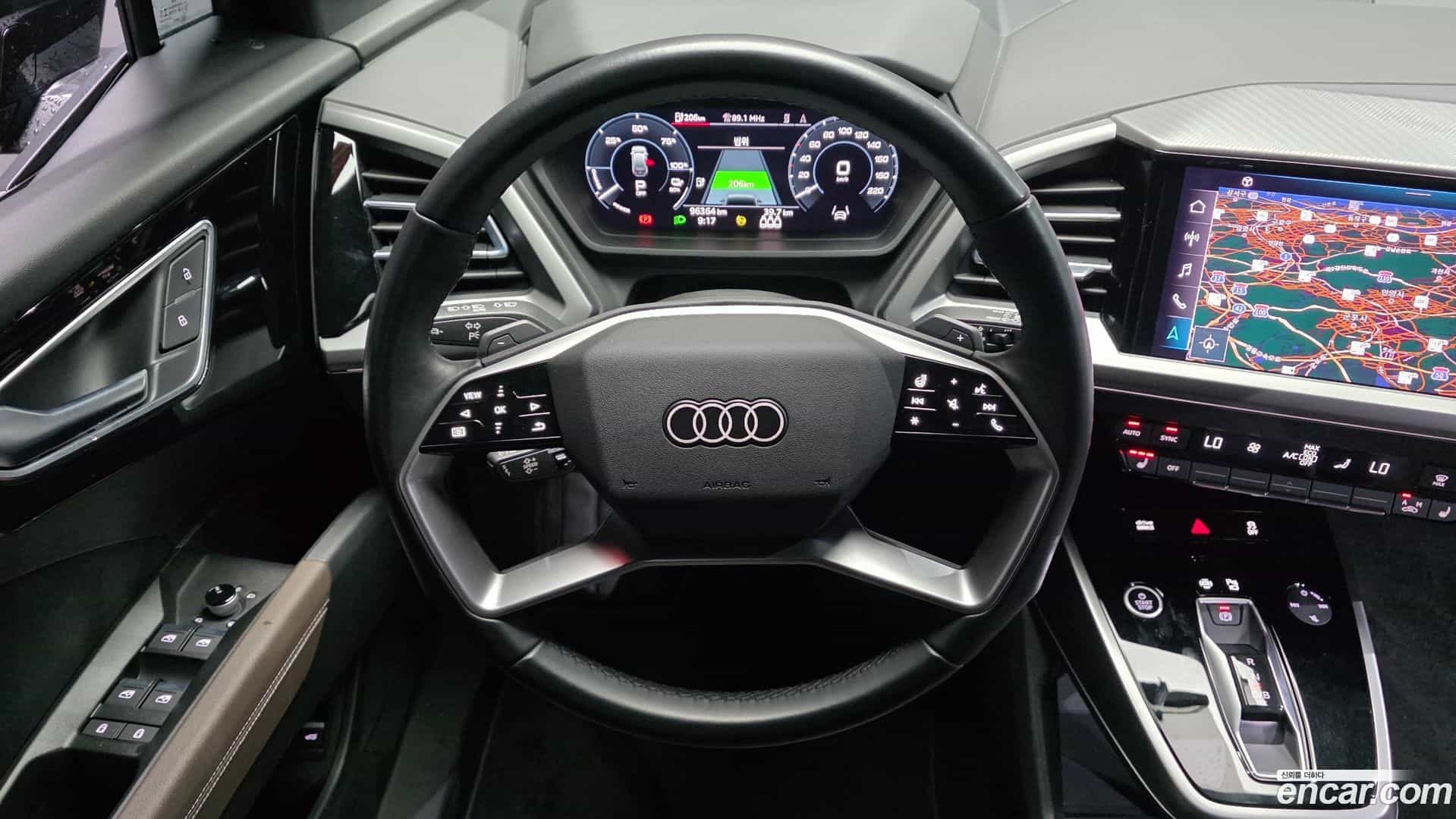 Q4 e-tron Audi 2022.8-OPTION-018