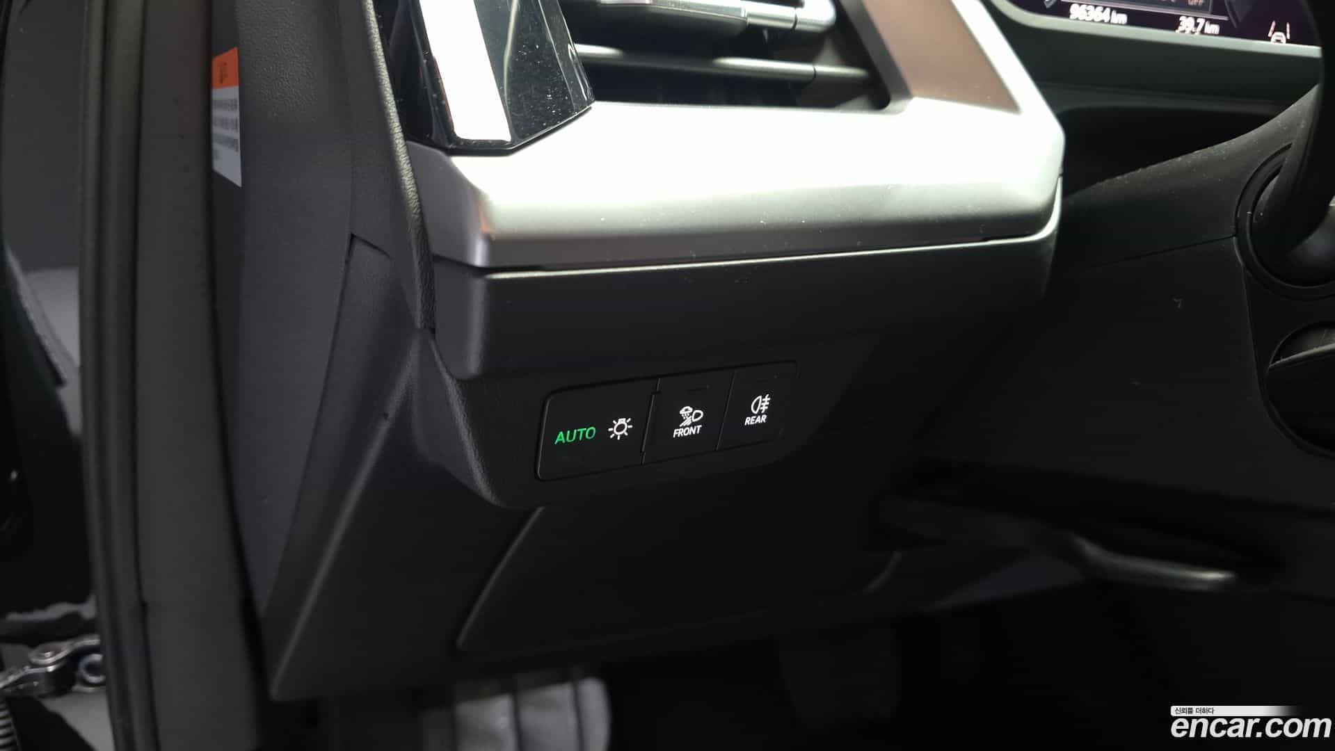 Q4 e-tron Audi 2022.8-OPTION-024
