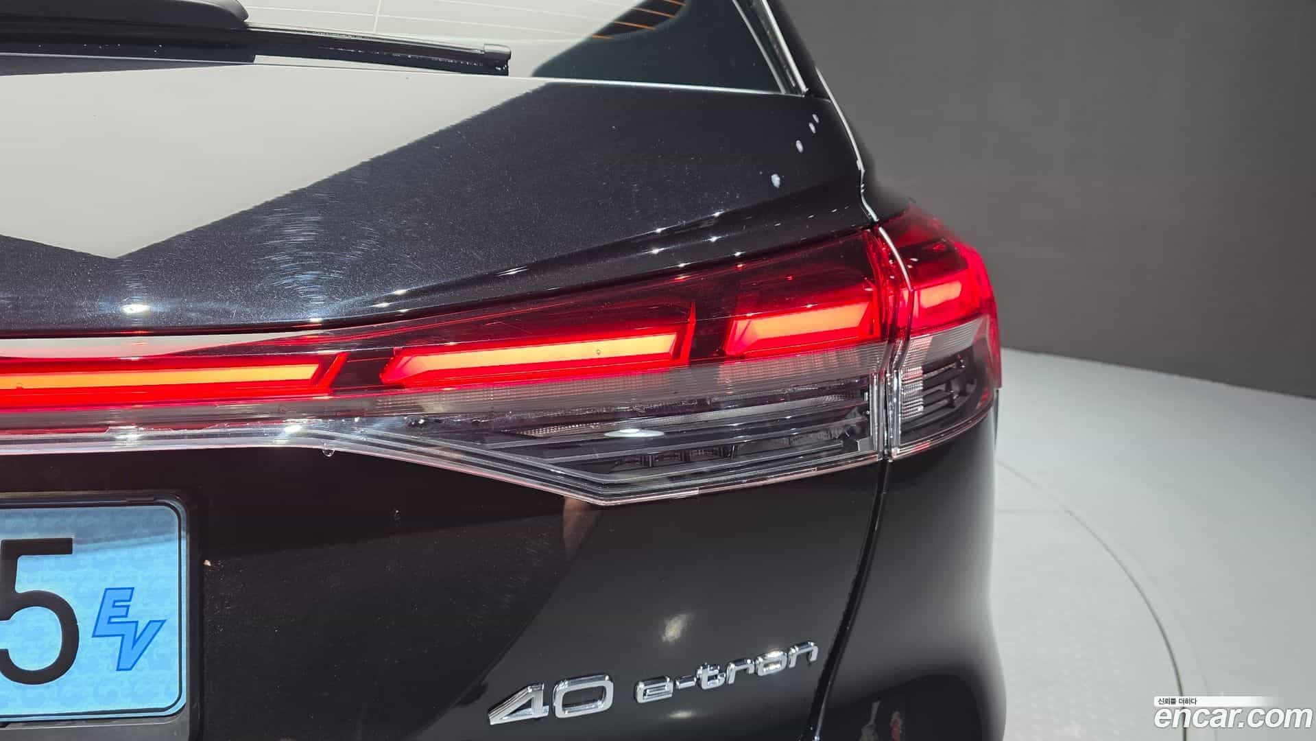 Q4 e-tron Audi 2022.8-OUTER-033