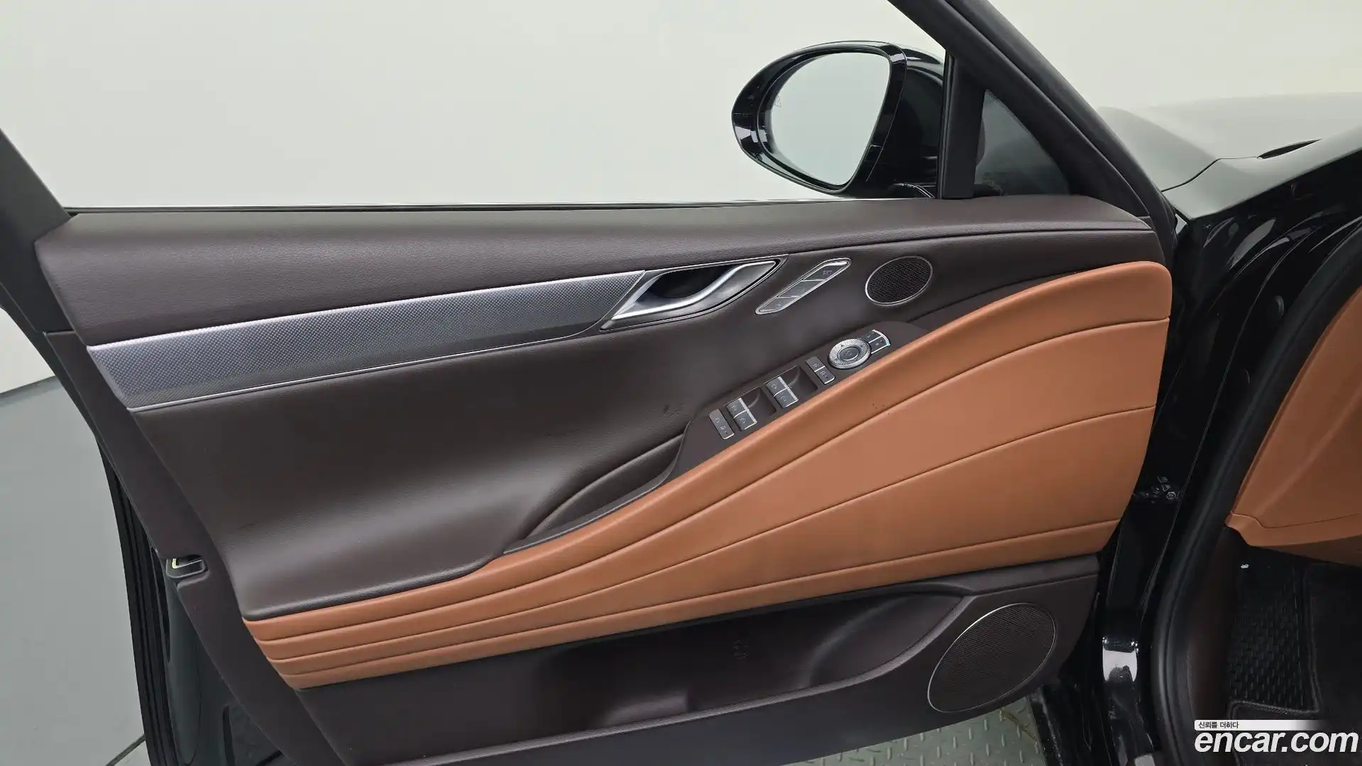 G80 Genesis 2021.10-INNER-034