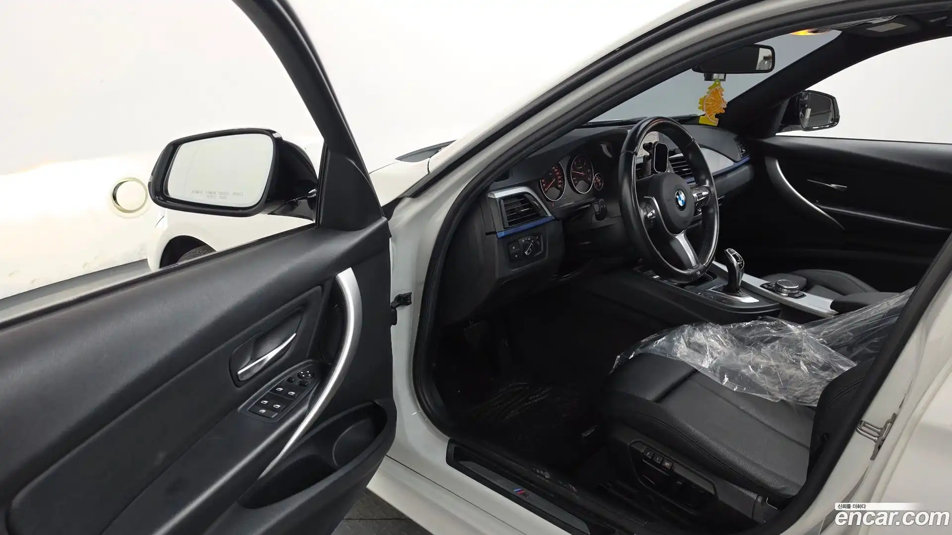 3-Series BMW 2015.7-INNER-010