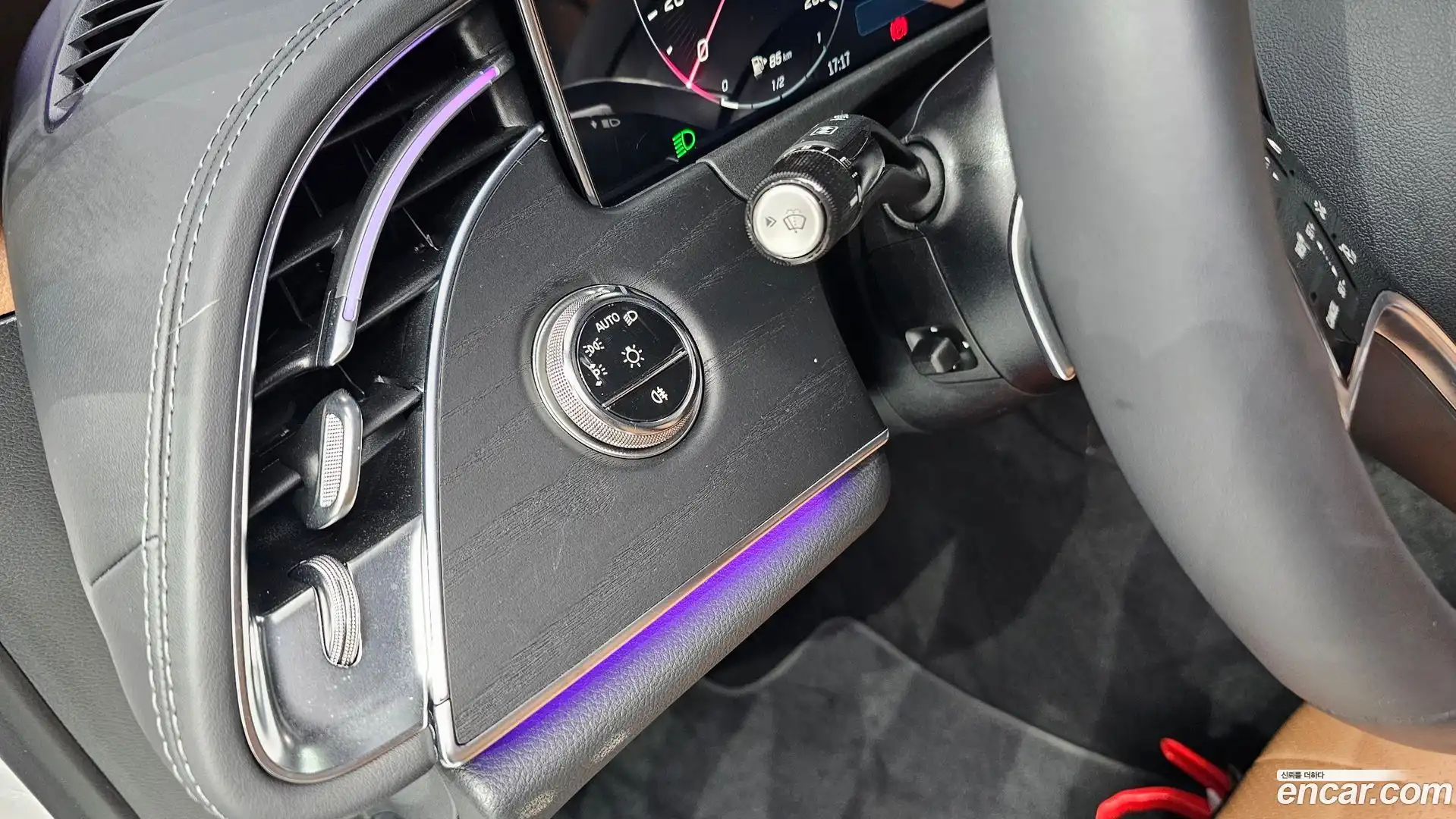 E-Class Mercedes-Benz 2025.11-OPTION-023