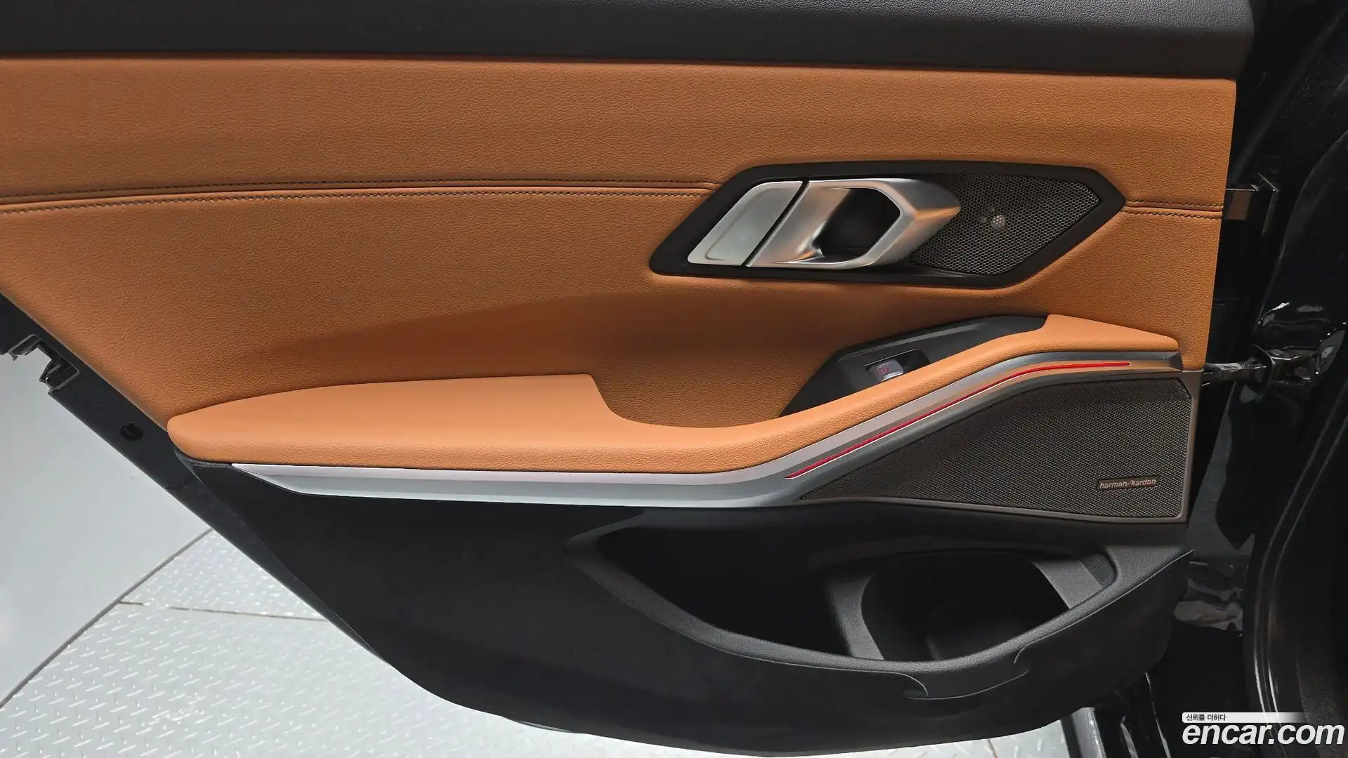 3-Series BMW 2021.9-INNER-035