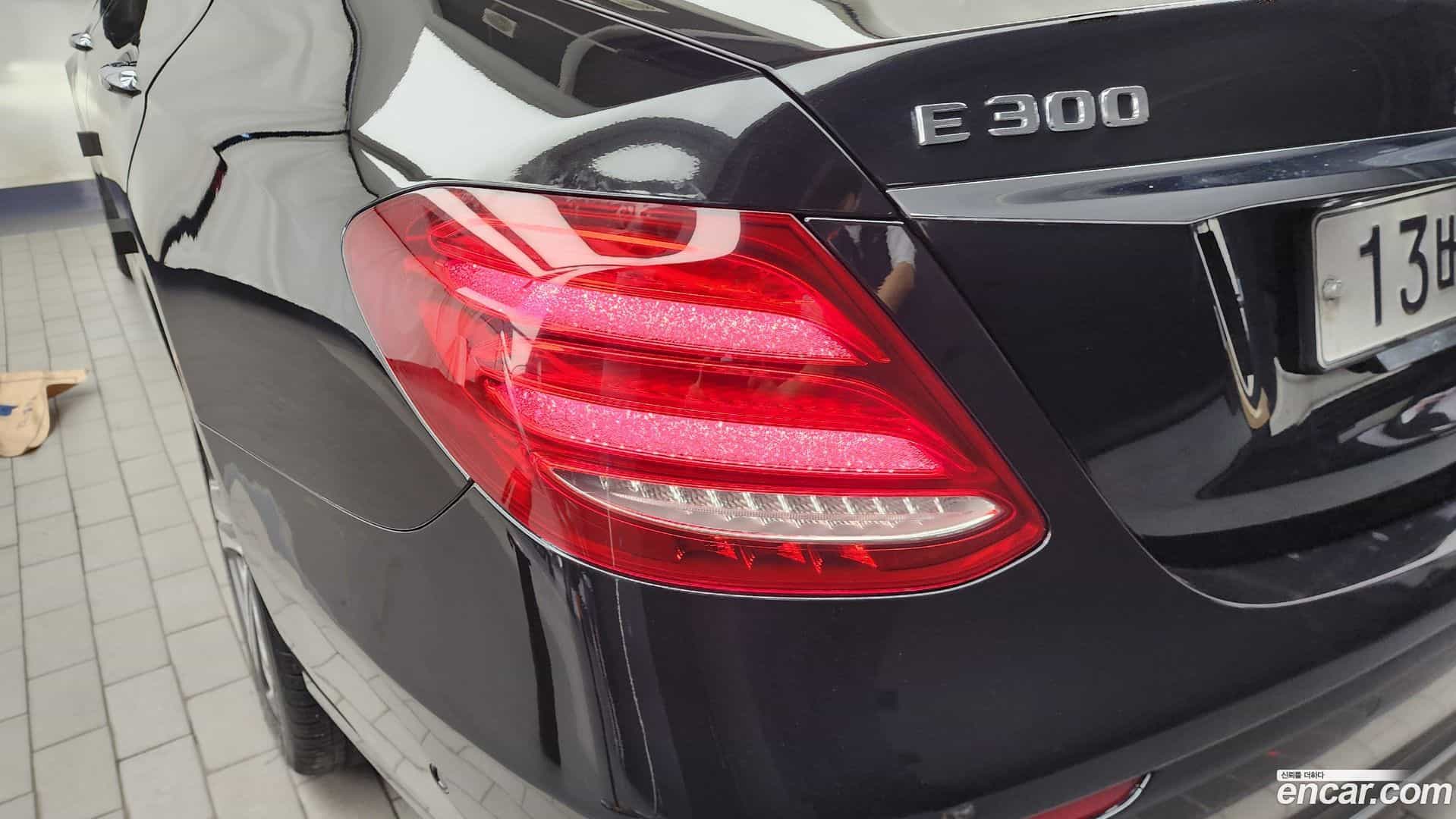 E-Class Mercedes-Benz 2016.8-OUTER-033