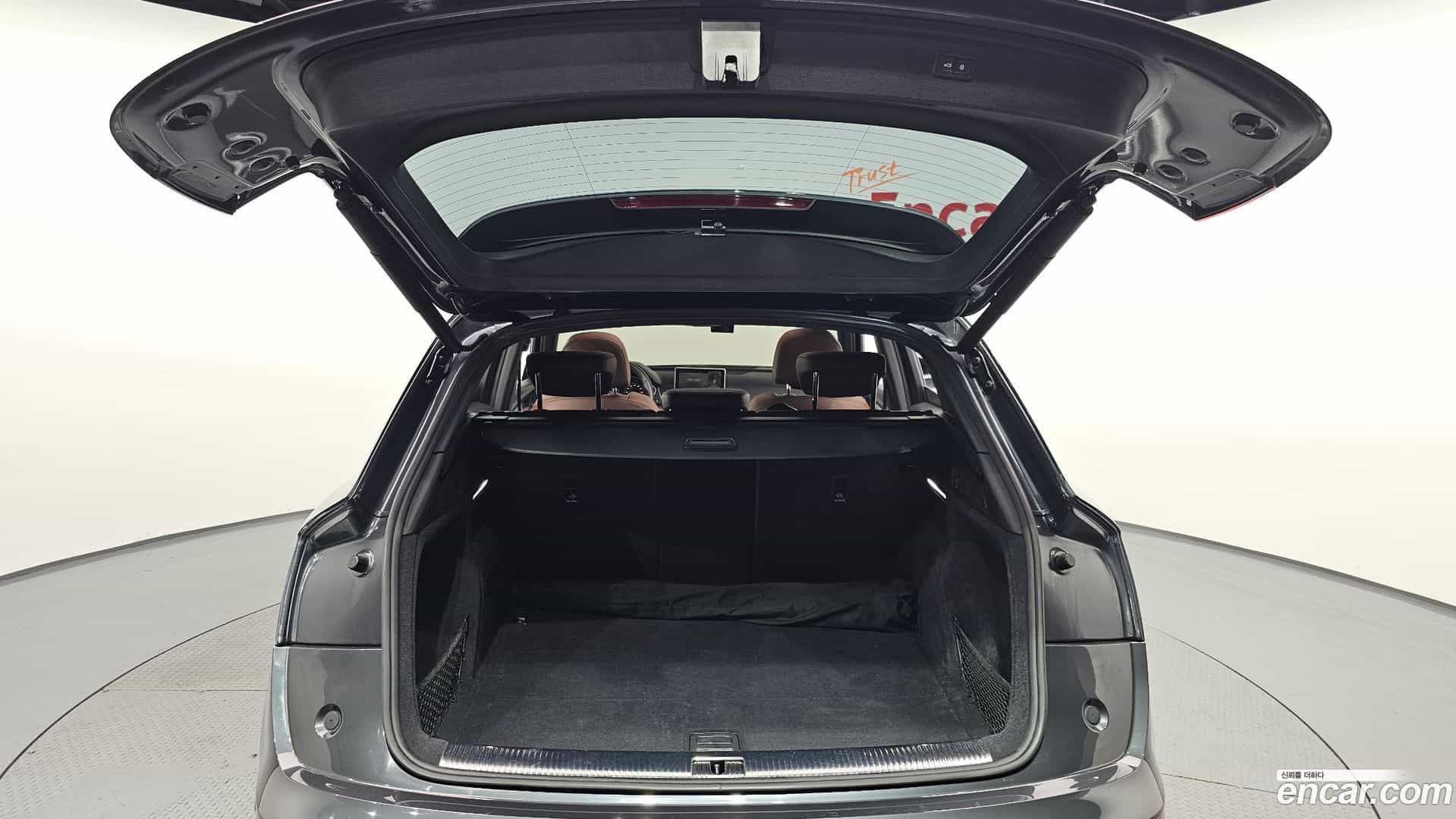 Q5 Audi 2020.4-OPTION-024