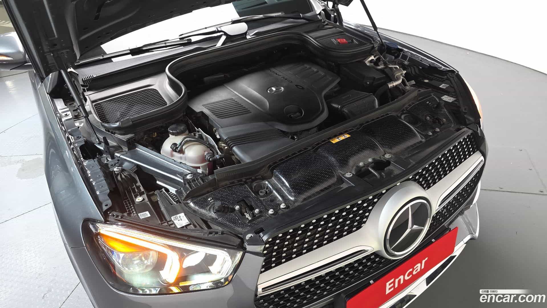 GLE-Class Mercedes-Benz 2023.2-OUTER-006