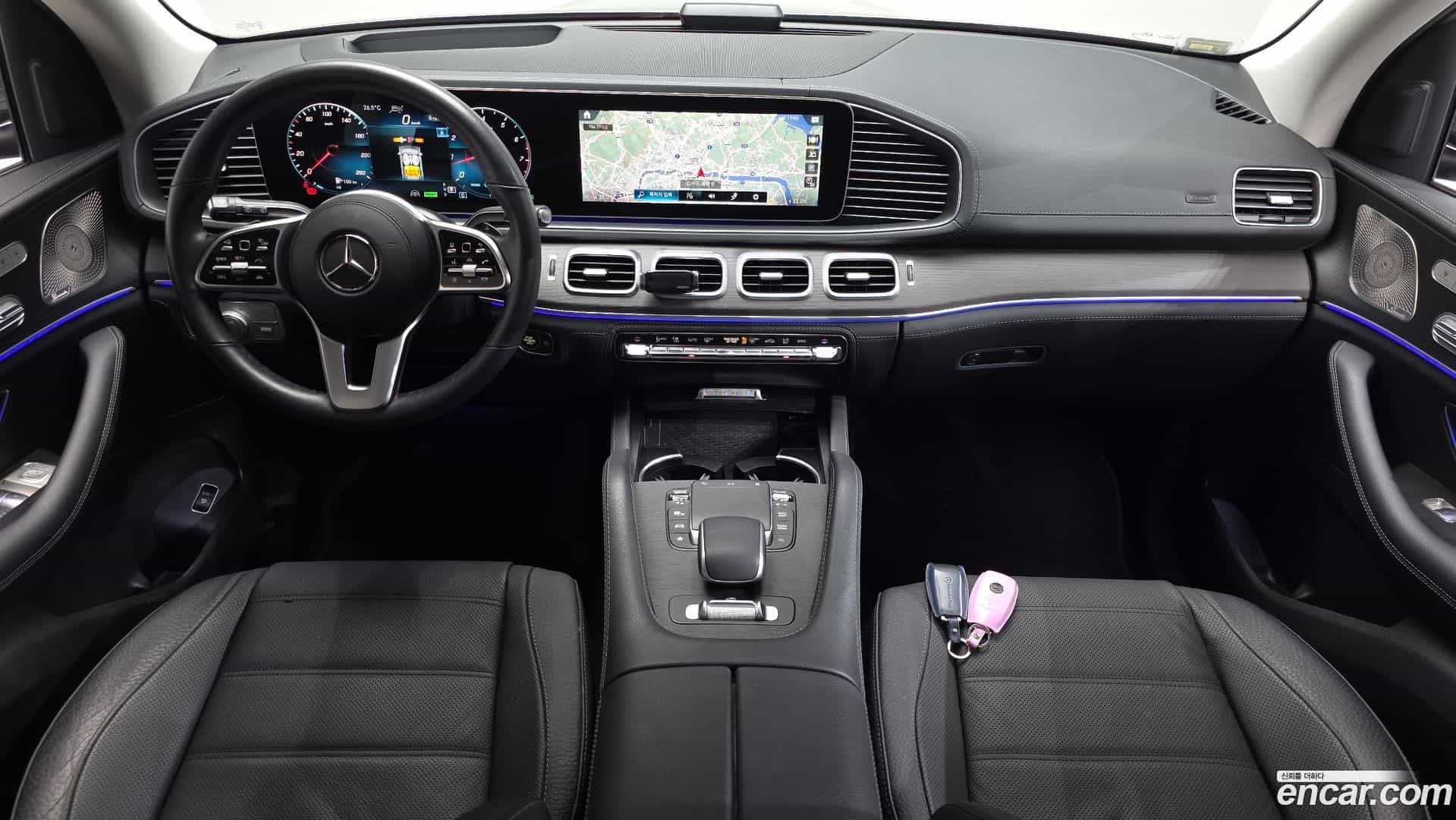 GLE-Class Mercedes-Benz 2023.2-INNER-007