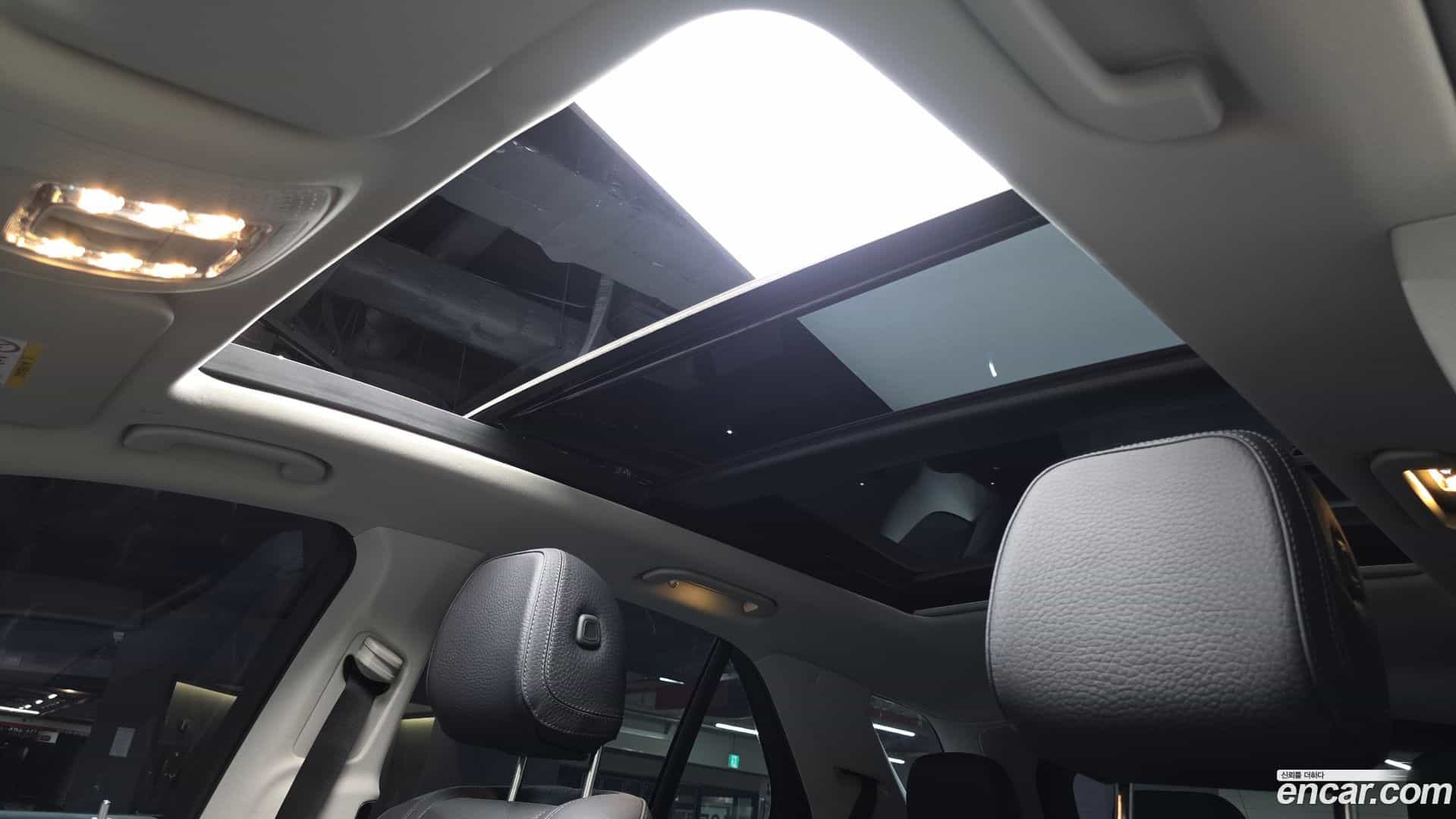 GLE-Class Mercedes-Benz 2023.2-OPTION-019