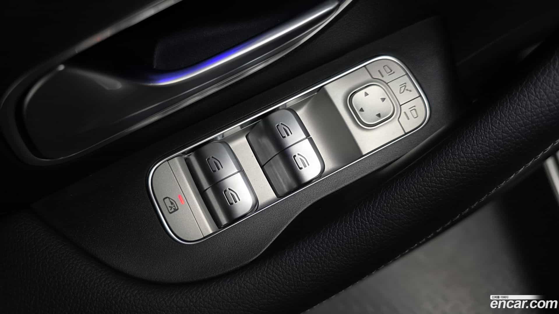 GLE-Class Mercedes-Benz 2023.2-OPTION-041