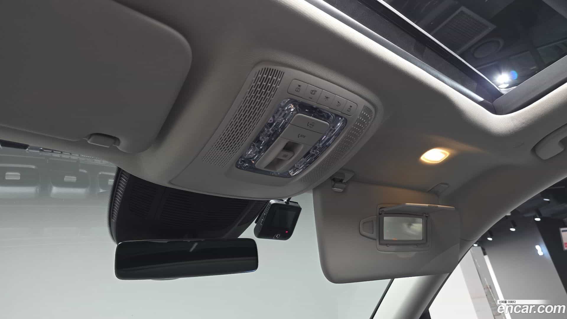 GLE-Class Mercedes-Benz 2023.2-OPTION-045