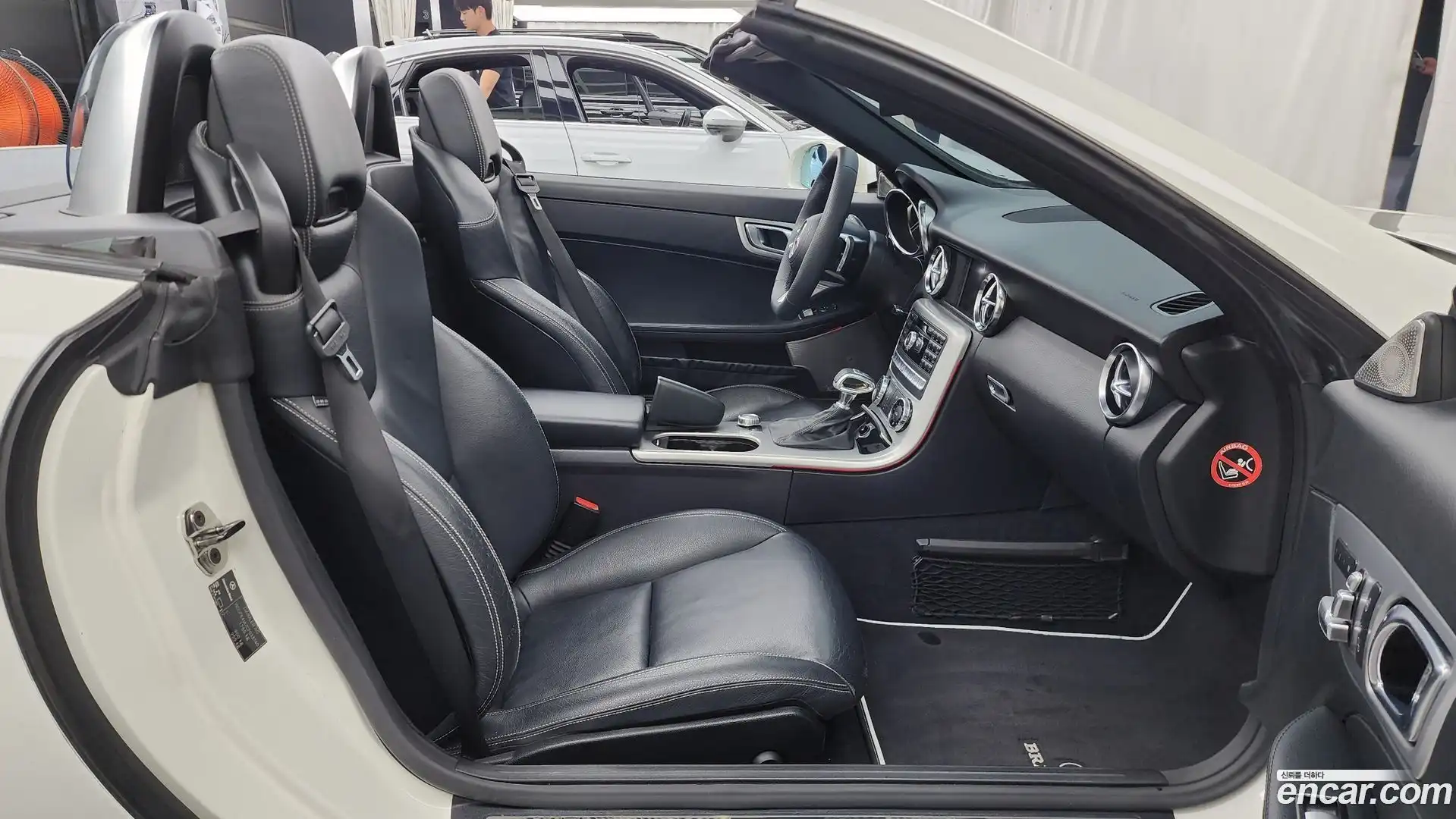 SLK-Class Mercedes-Benz 2012.0-OPTION-015