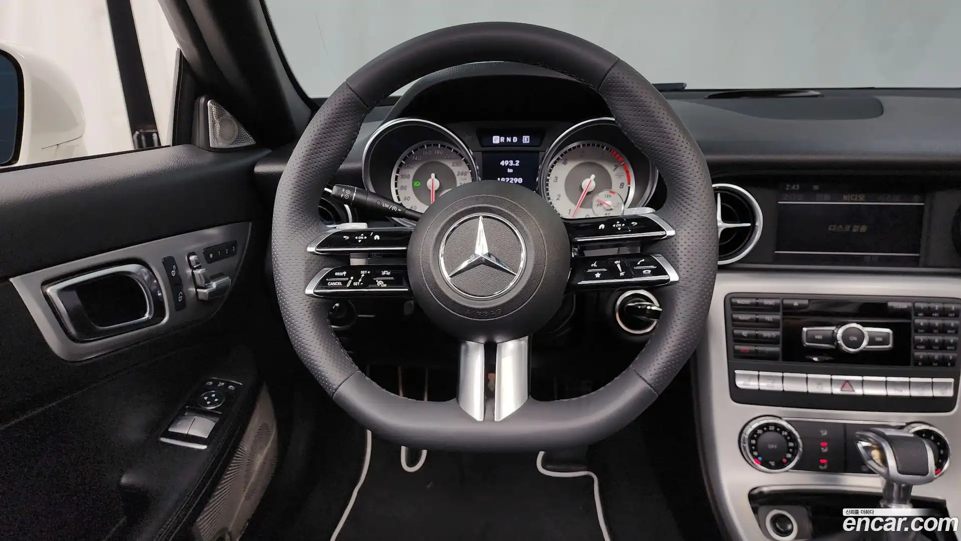 SLK-Class Mercedes-Benz 2012.0-OPTION-017