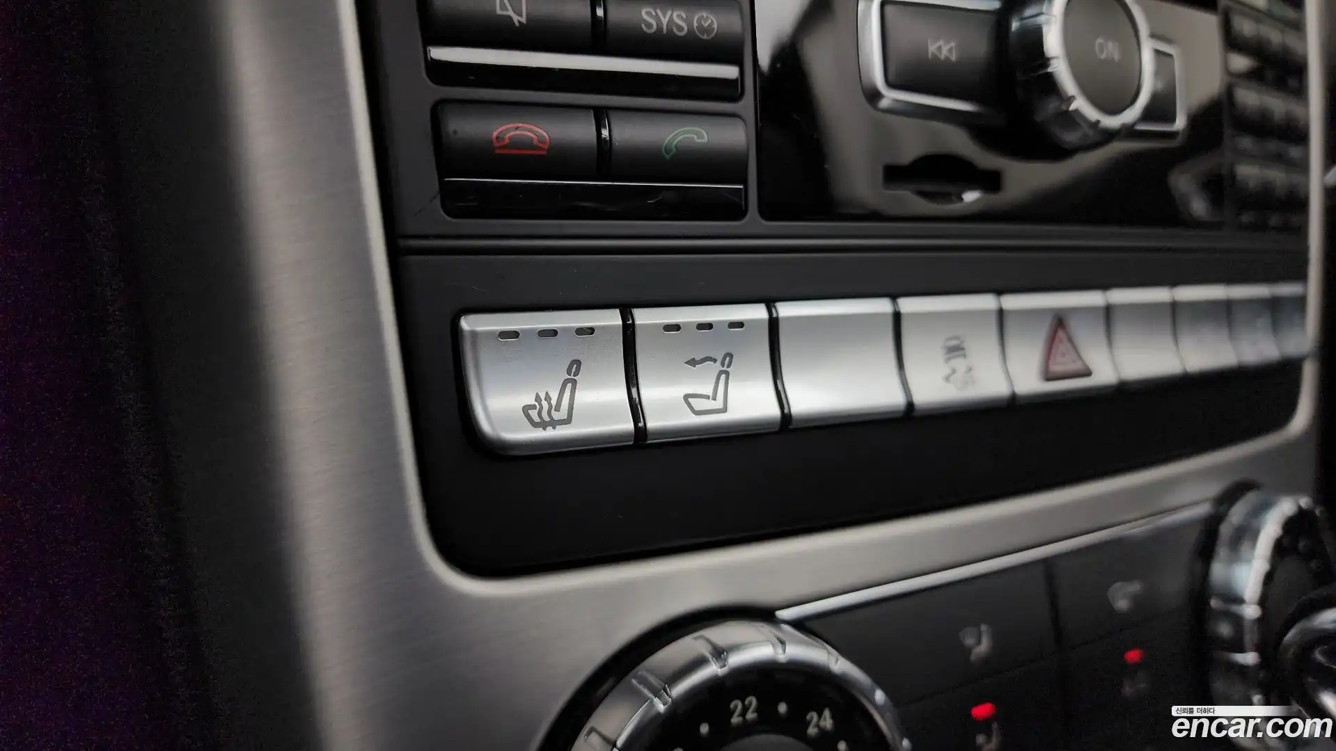 SLK-Class Mercedes-Benz 2012.0-OPTION-023