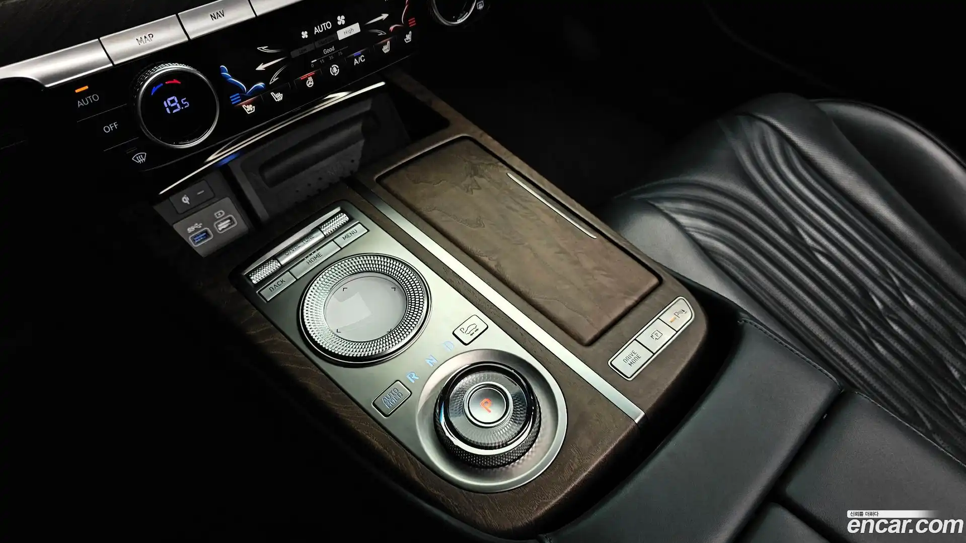 G80 Genesis 2021.2-INNER-009