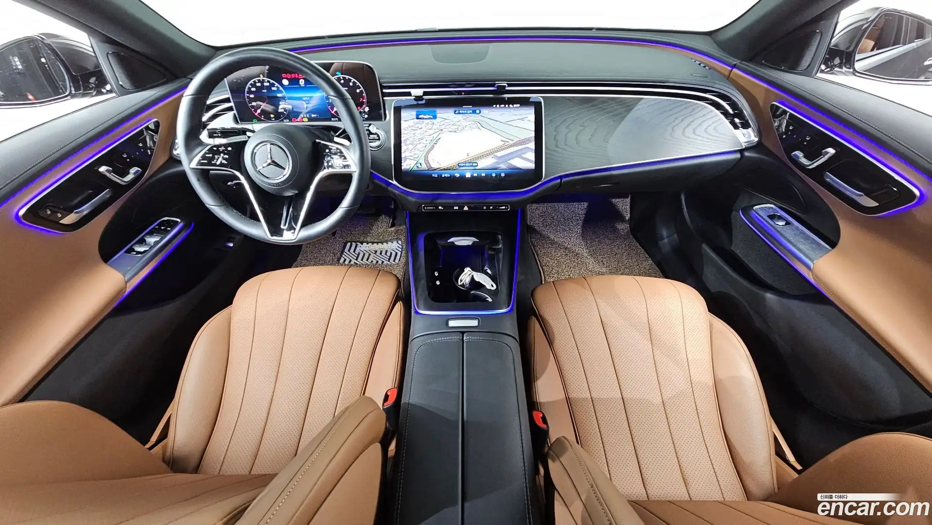 E-Class Mercedes-Benz 2024.8-INNER-007
