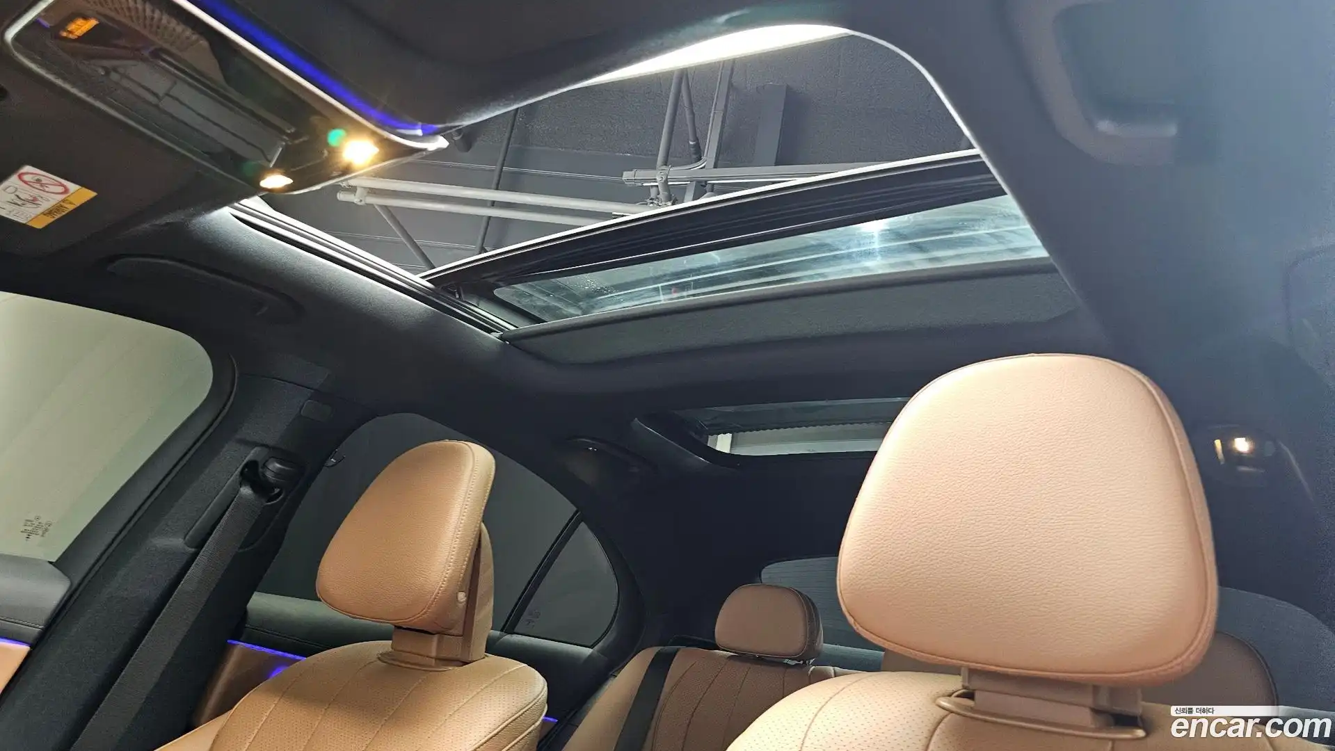E-Class Mercedes-Benz 2024.8-OPTION-019