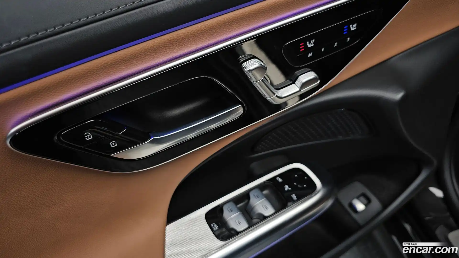 E-Class Mercedes-Benz 2024.8-OPTION-022
