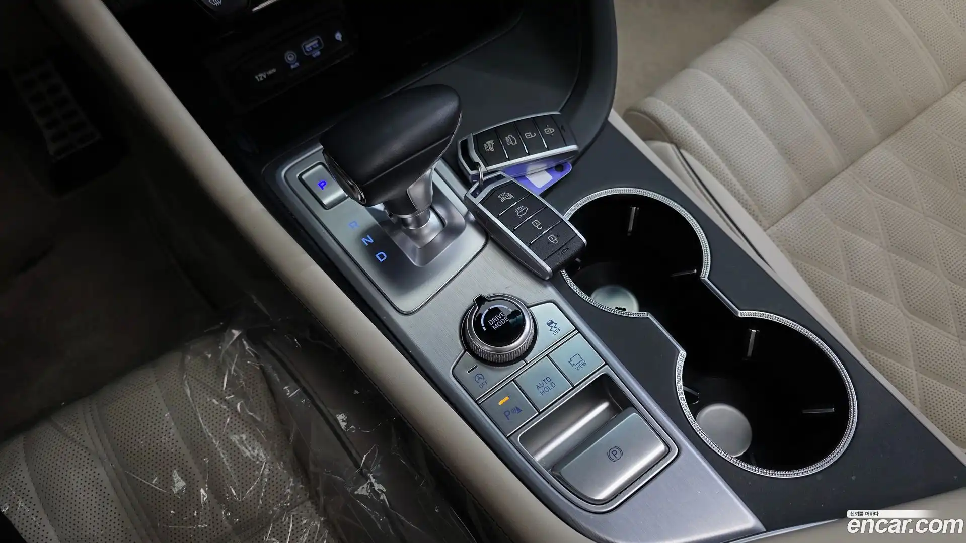 G70 Genesis 2019.1-INNER-009