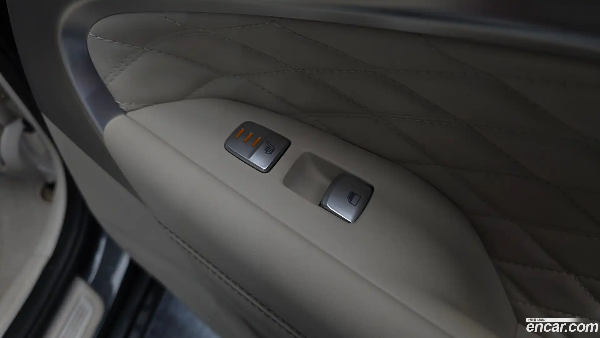G70 Genesis 2019.1-OPTION-022