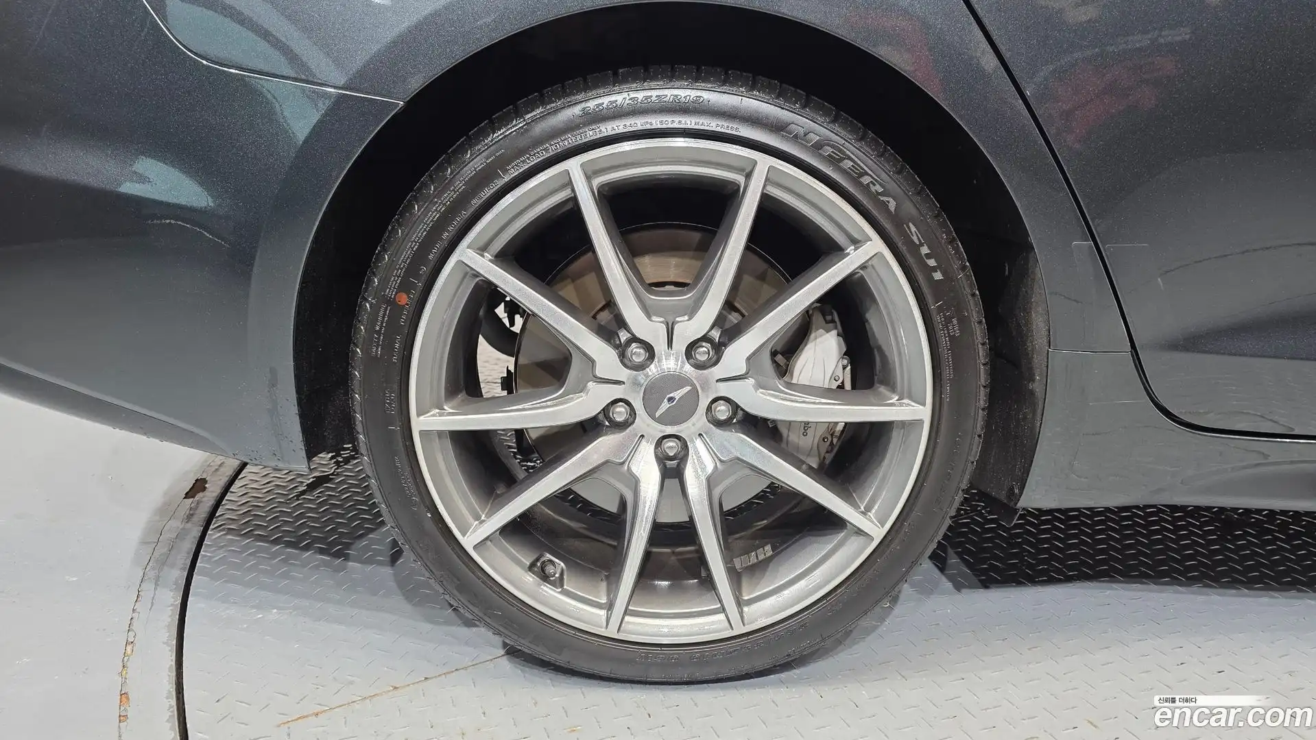 G70 Genesis 2019.1-OUTER-031