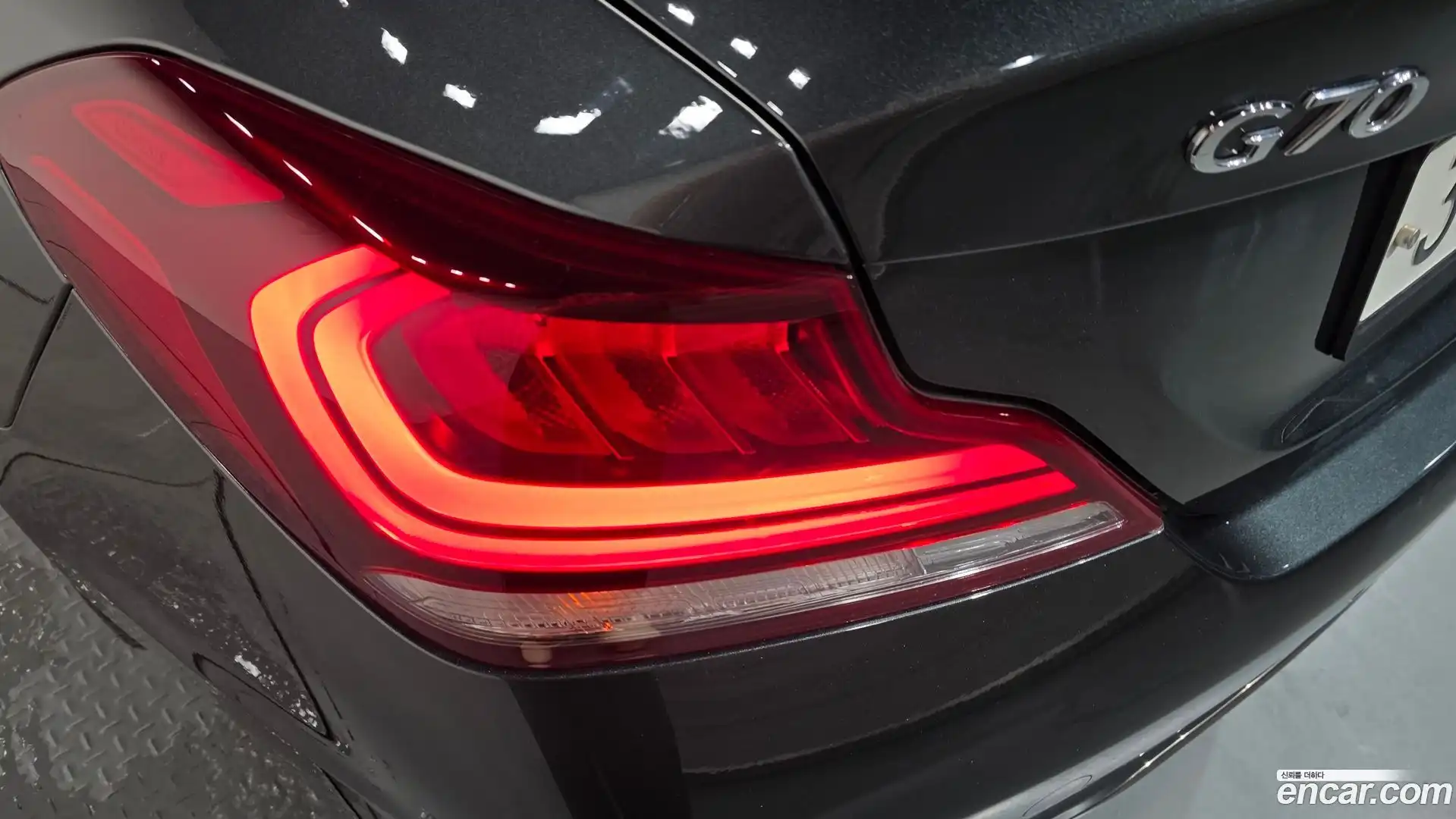 G70 Genesis 2019.1-OUTER-033