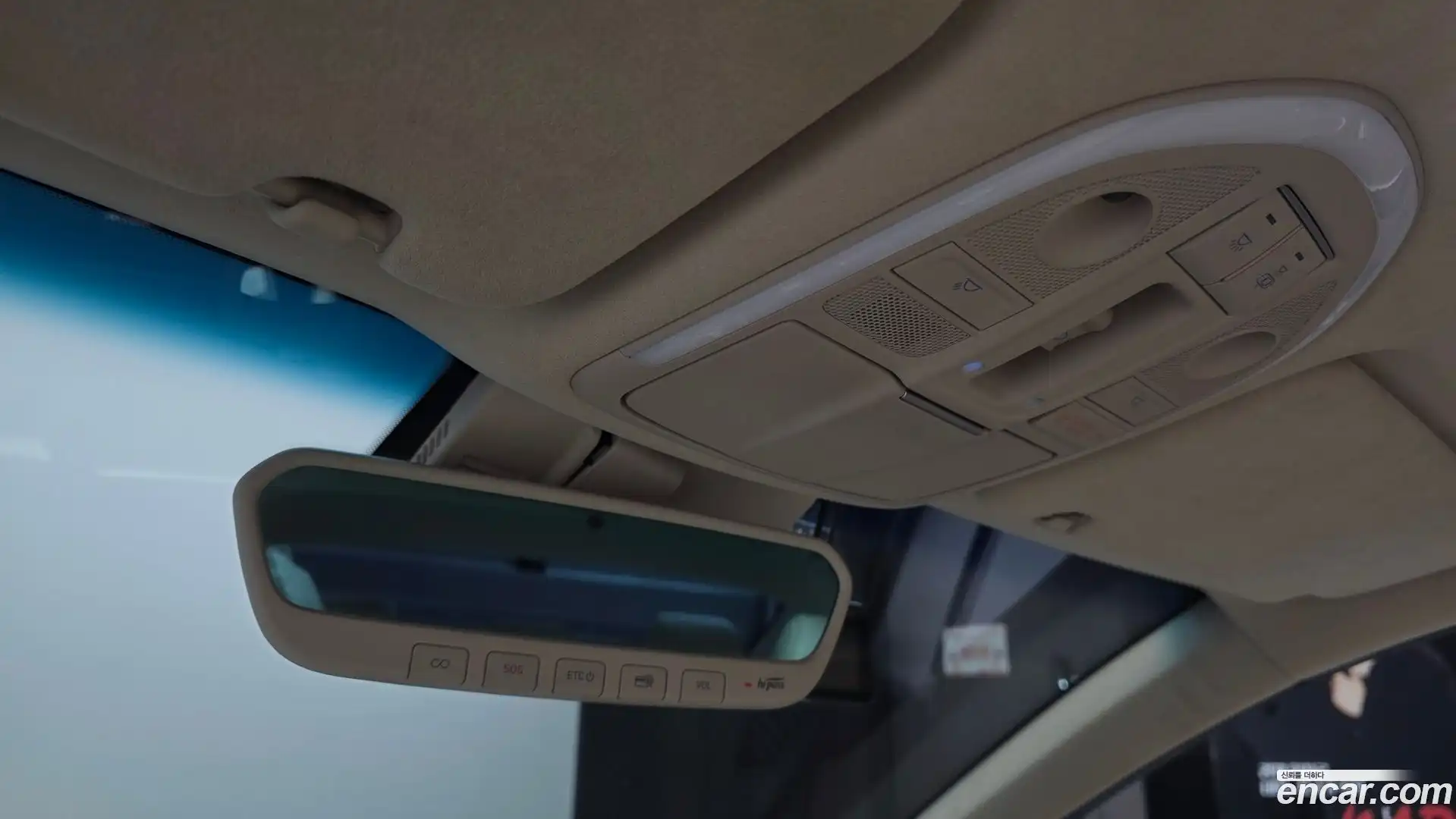 G70 Genesis 2019.1-OPTION-042