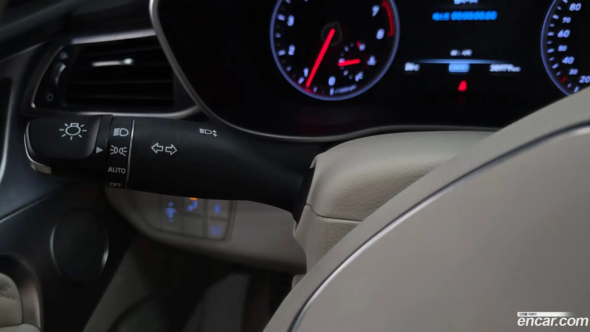 G70 Genesis 2019.1-OPTION-043
