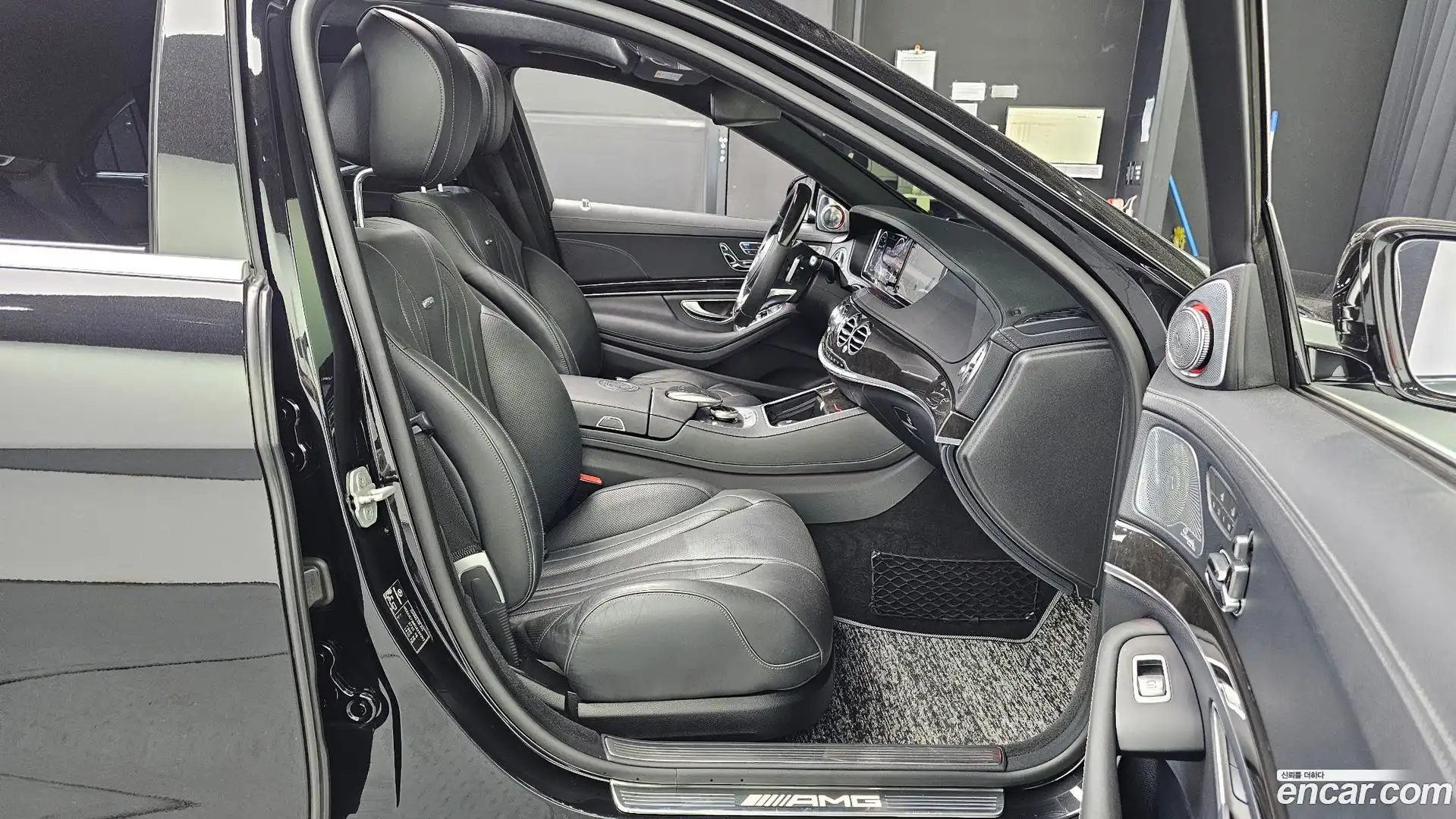 S-Class Mercedes-Benz 2016.1-OPTION-016