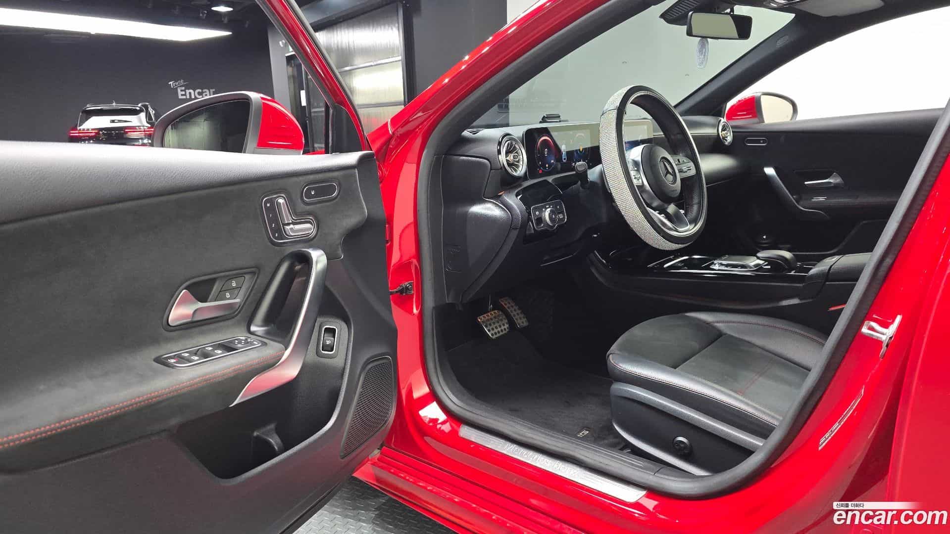 A-Class Mercedes-Benz 2020.1-INNER-010