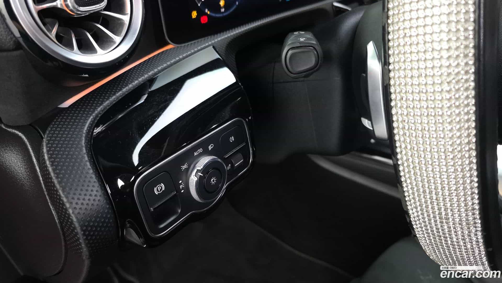A-Class Mercedes-Benz 2020.1-OPTION-017