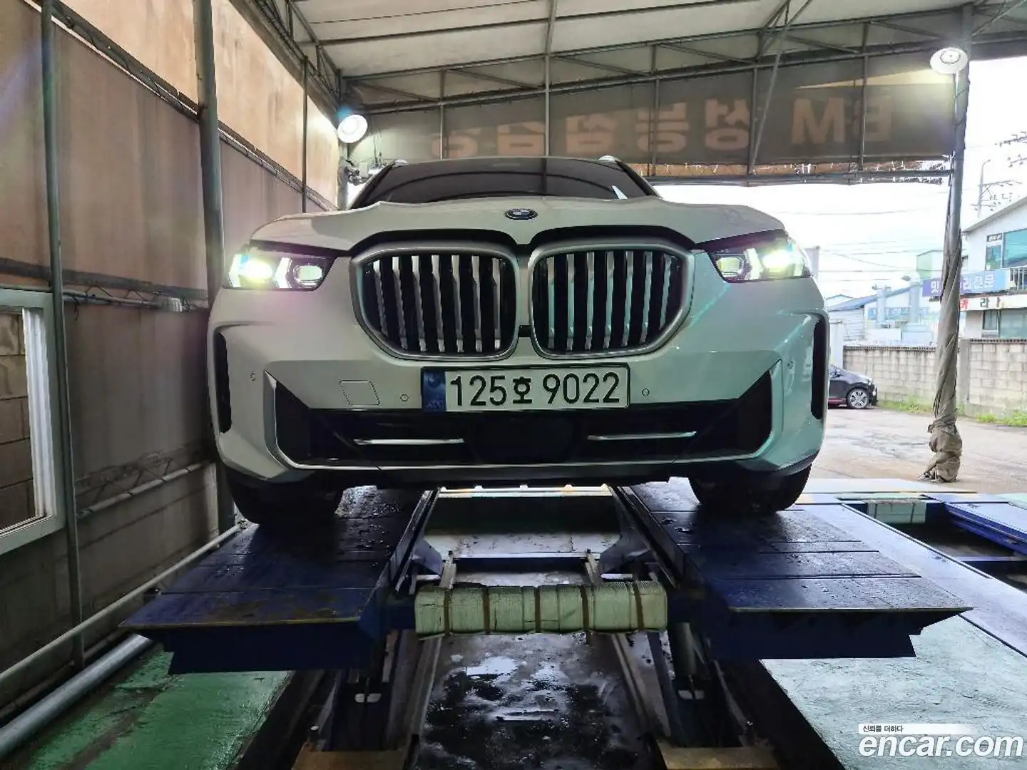 X5 BMW 2023.10-OUTER-001