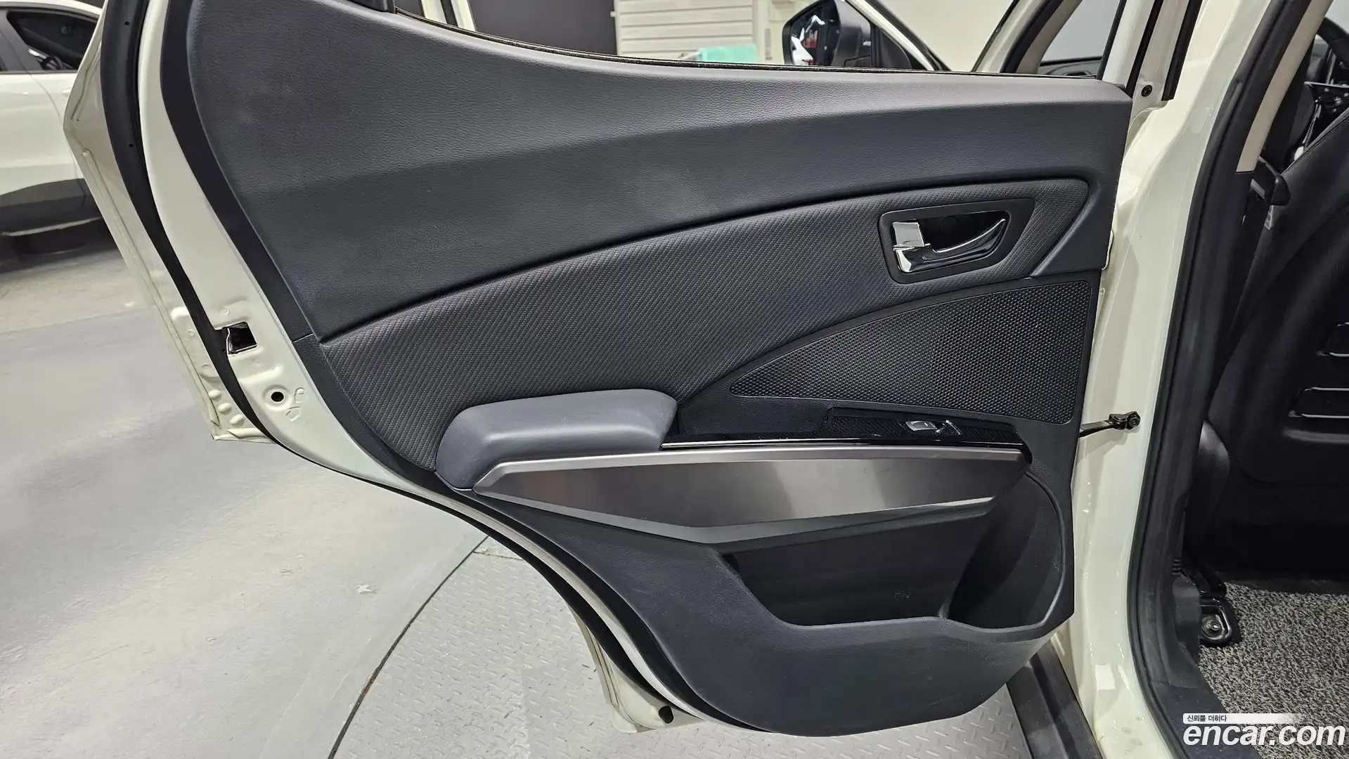 TIBOLI KG Mobility 2019.8-INNER-035