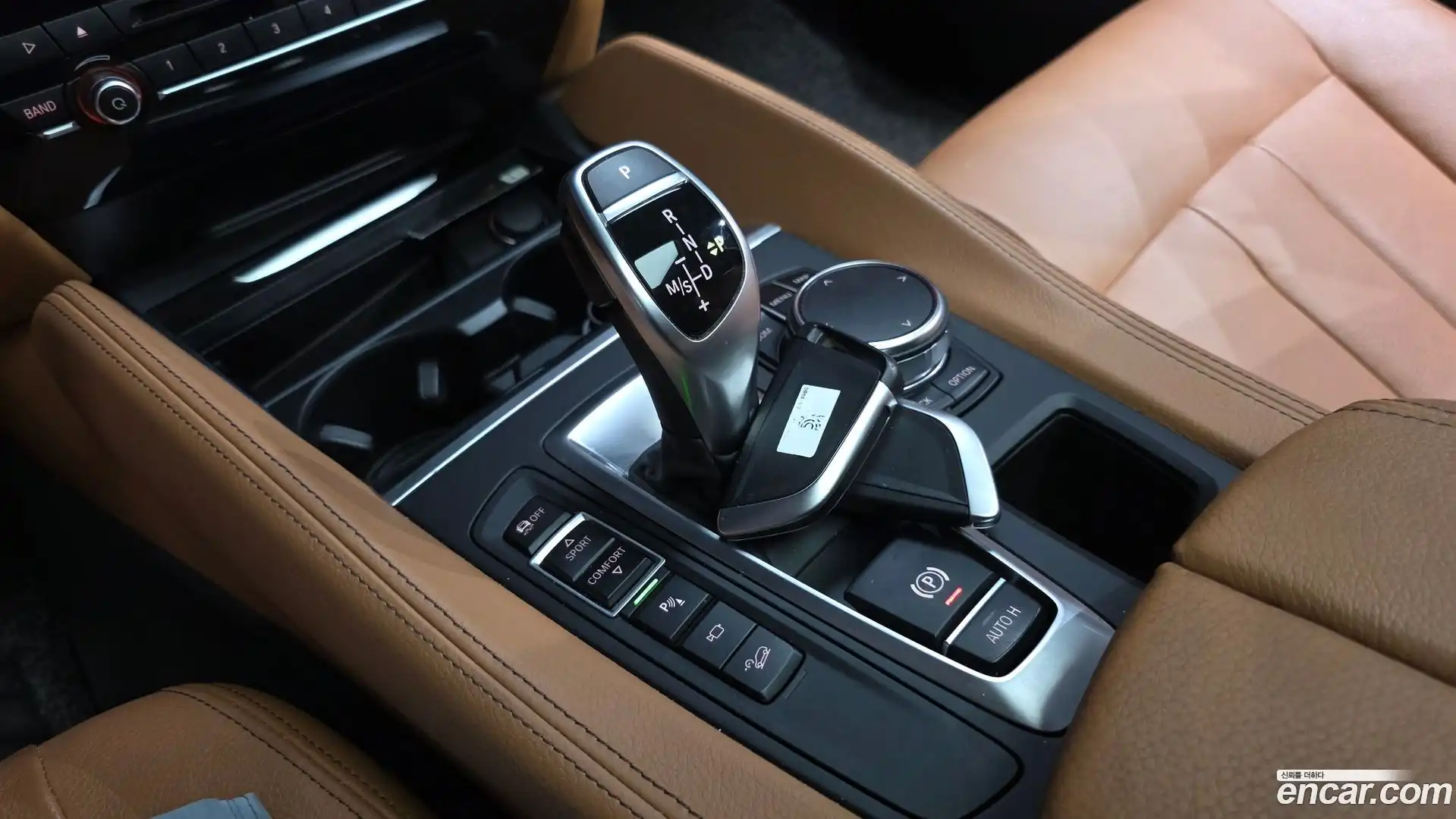 X6 BMW 2017.5-INNER-009
